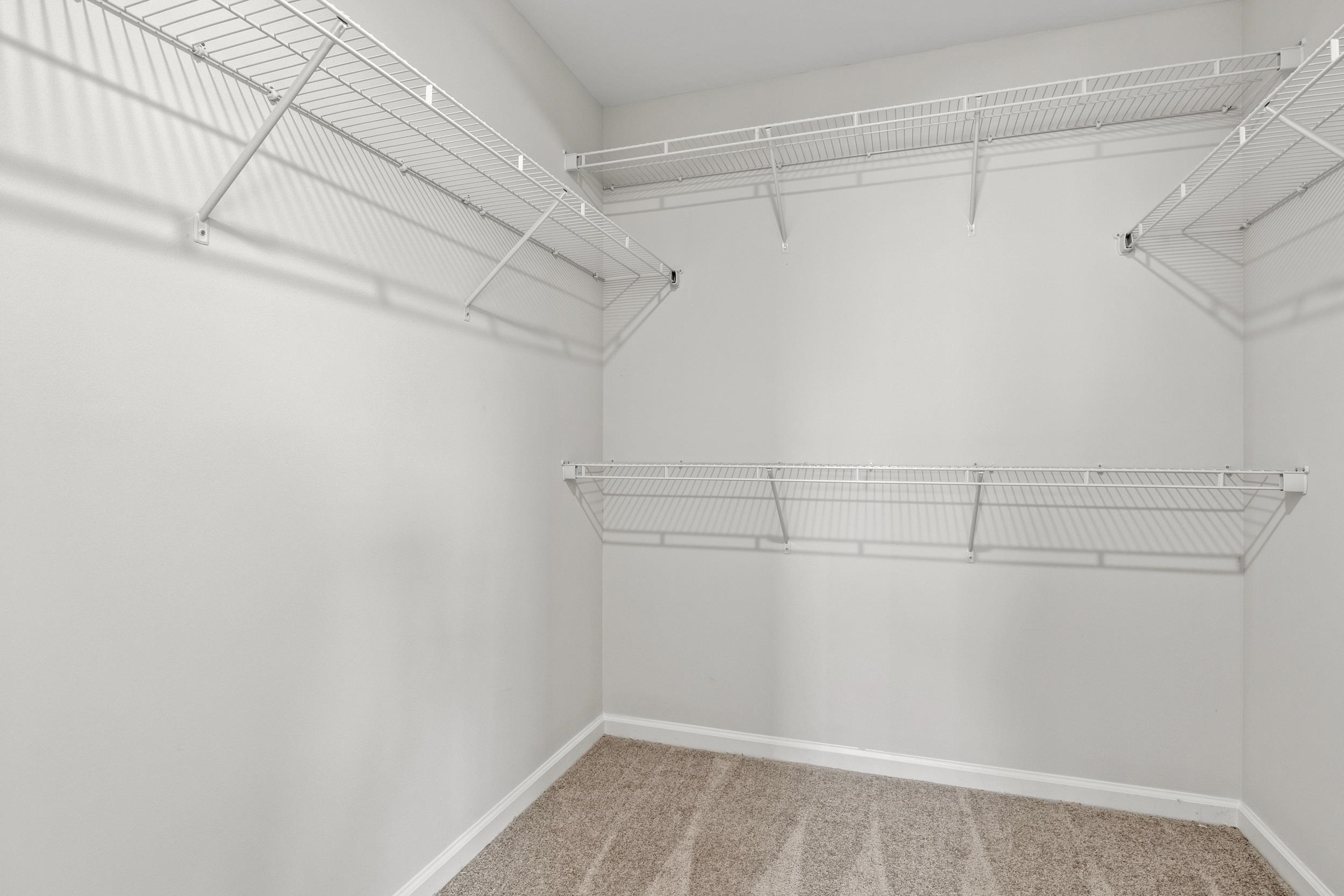 939 Woodside Dr. Property Photo 10