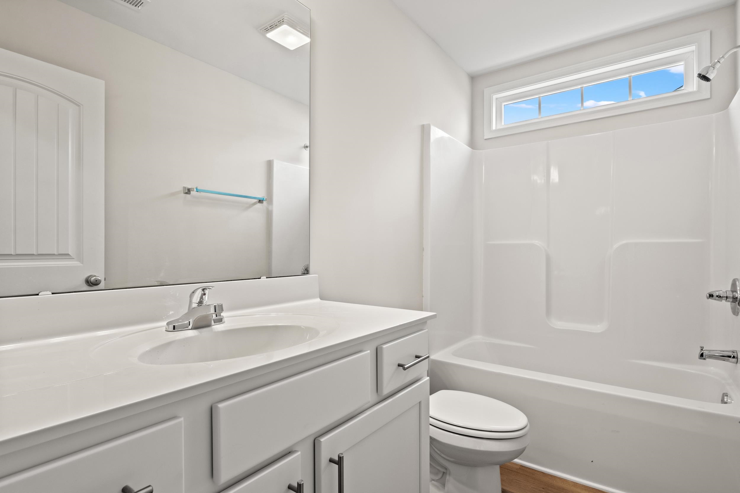 939 Woodside Dr. Property Photo 13