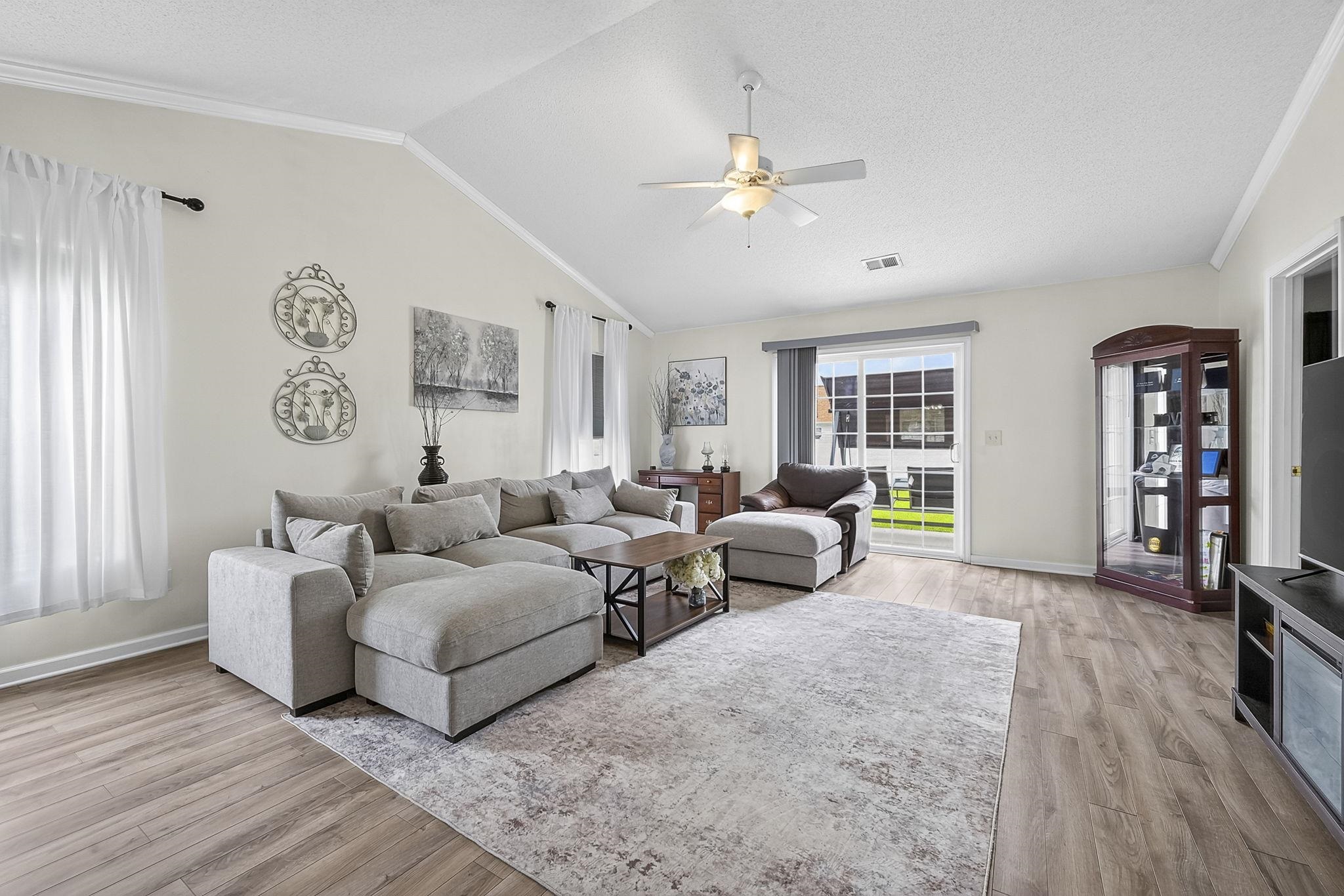 8333 Tartan Ln. Property Photo 14