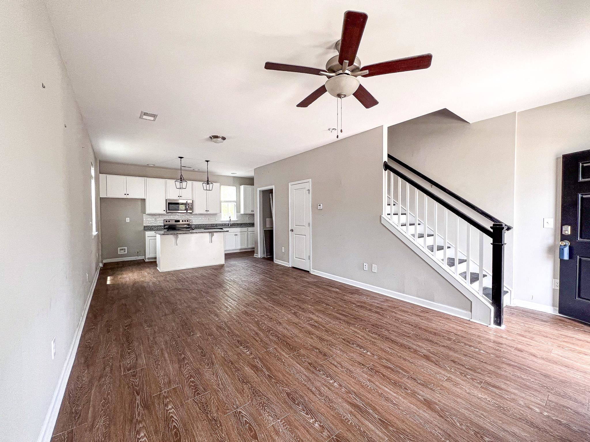 3525 Bristol Ln. Property Photo 5