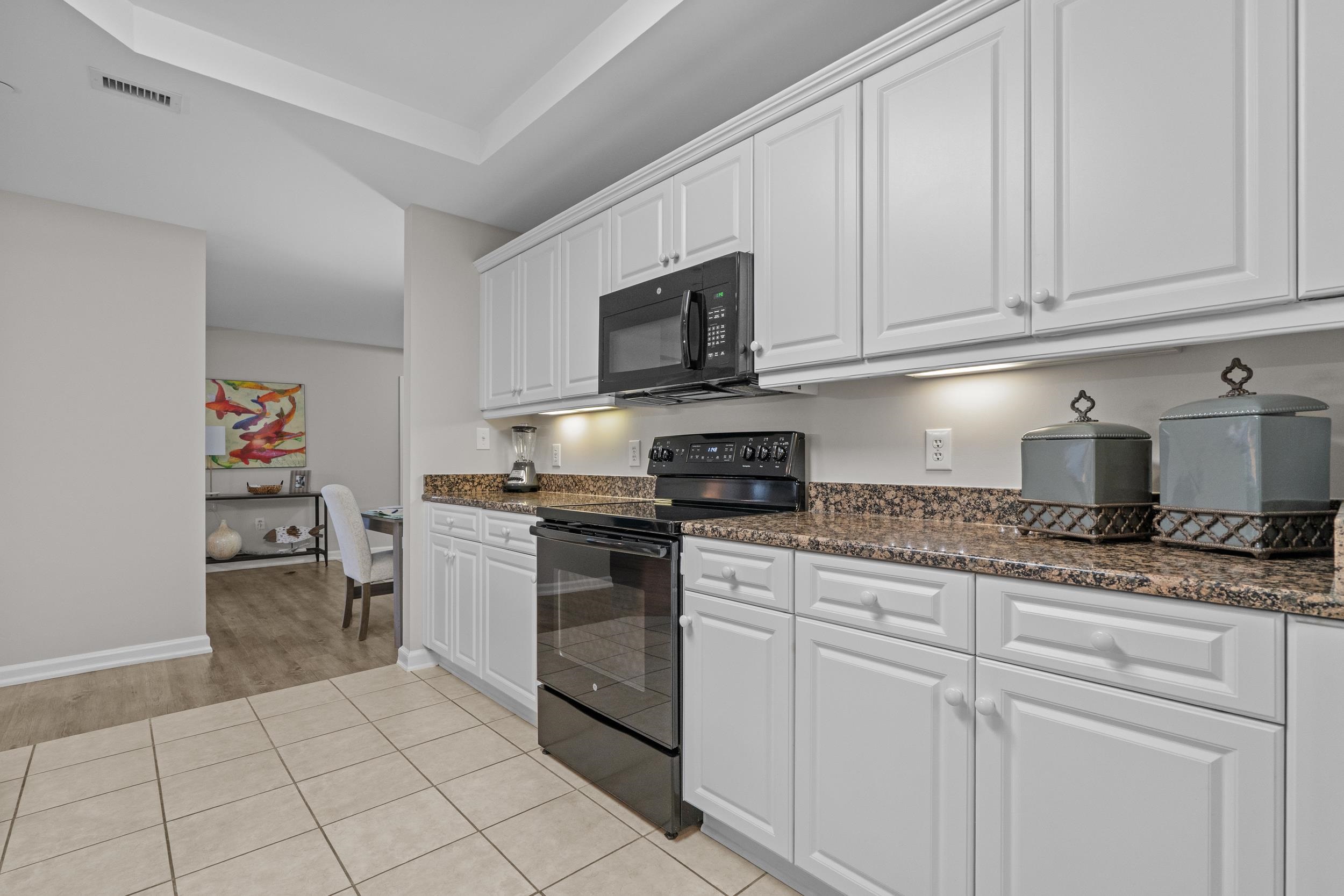 8500 Margate Circle Property Photo 18