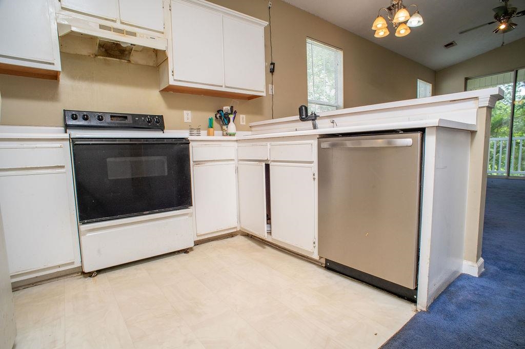 498 River Oaks Dr. Property Photo 10