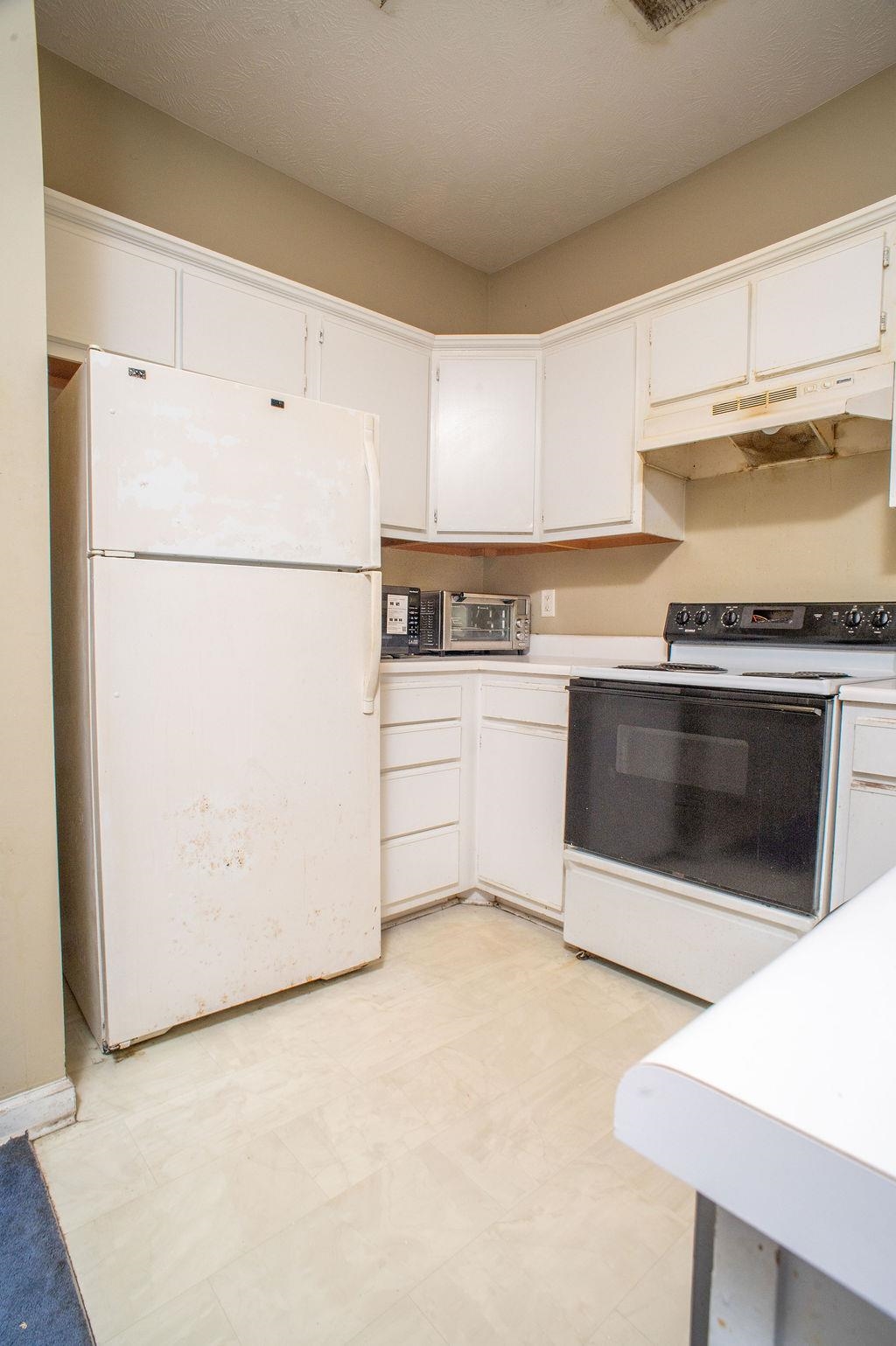 498 River Oaks Dr. Property Photo 15