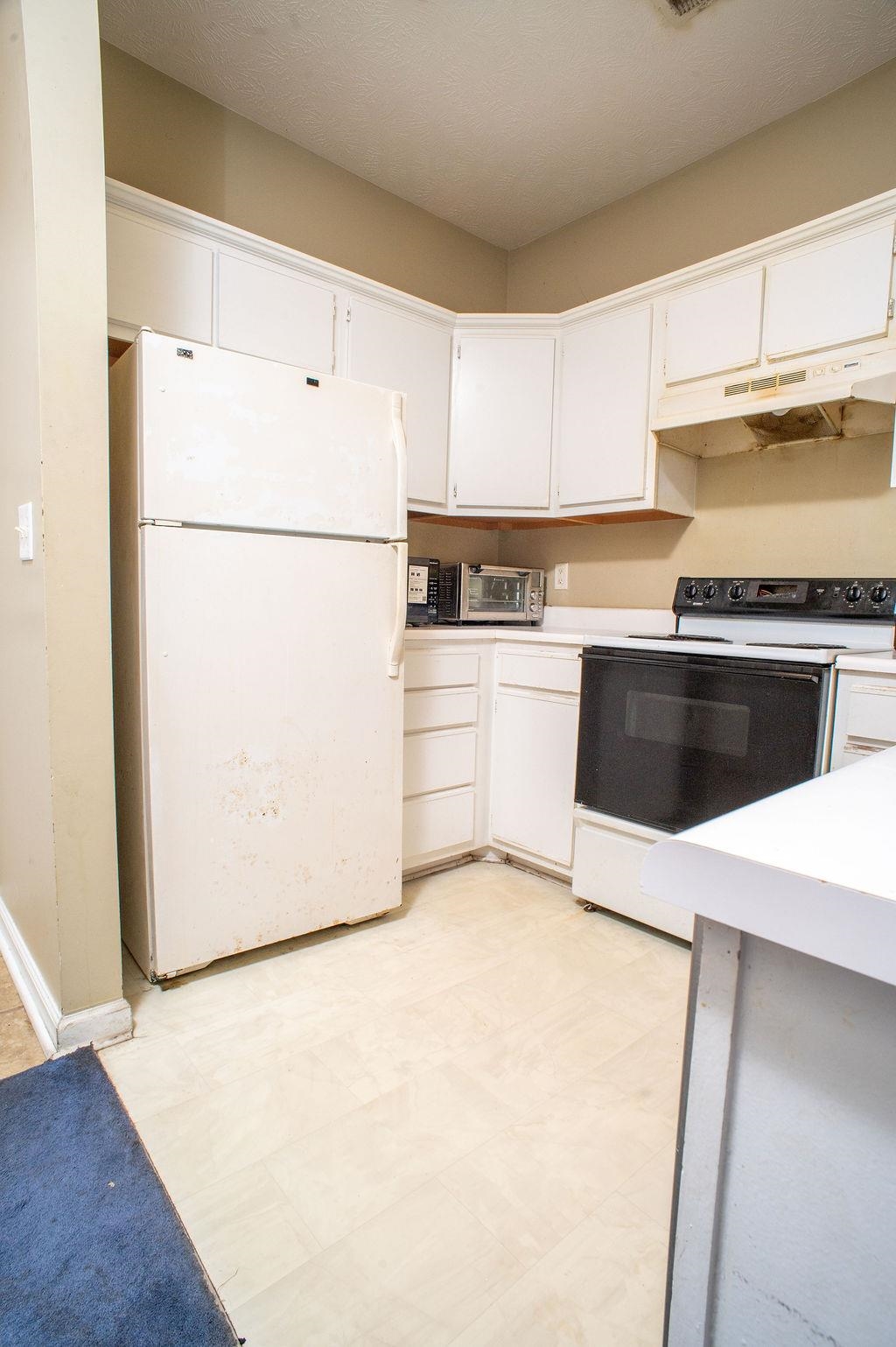 498 River Oaks Dr. Property Photo 16