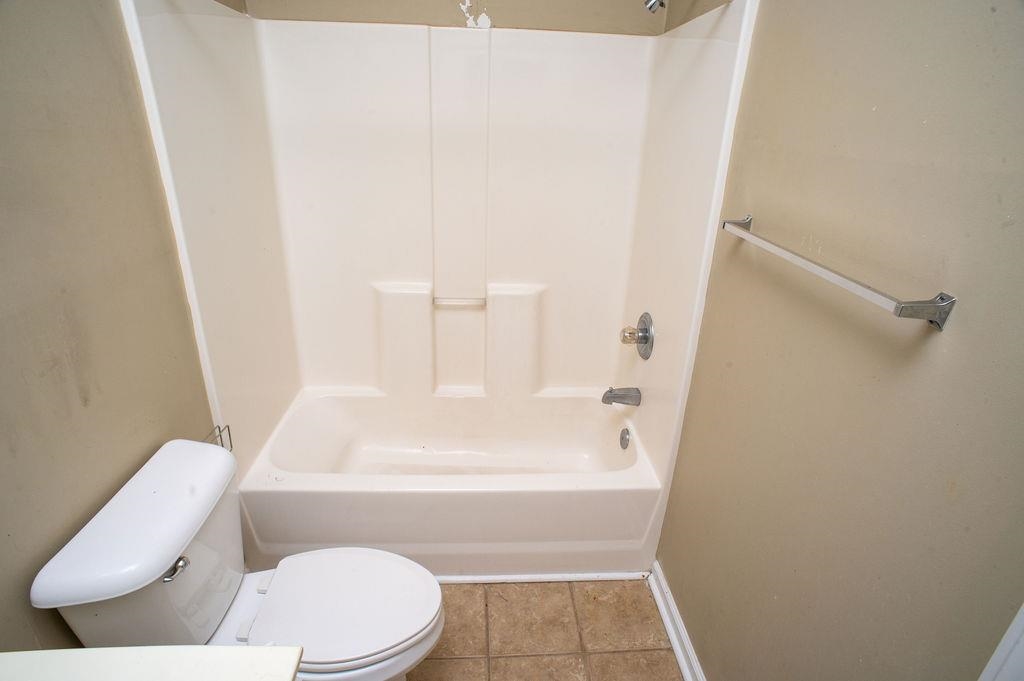 498 River Oaks Dr. Property Photo 29