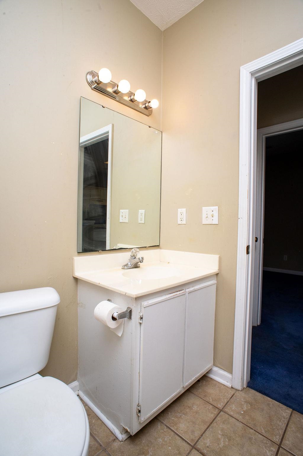 498 River Oaks Dr. Property Photo 32