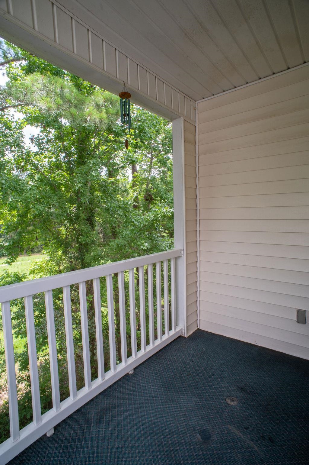 498 River Oaks Dr. Property Photo 46