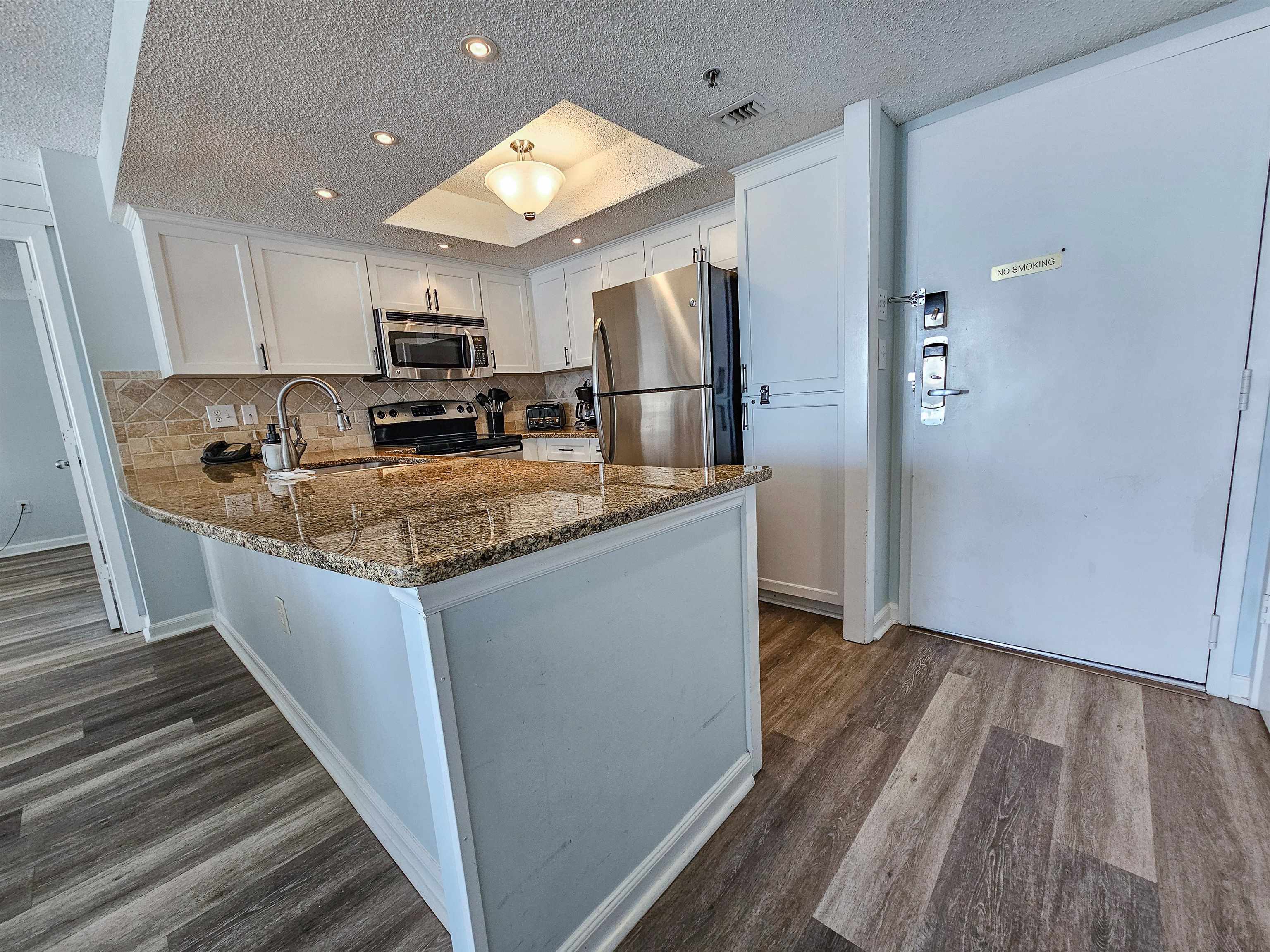9820 Queensway Blvd. Property Photo 10