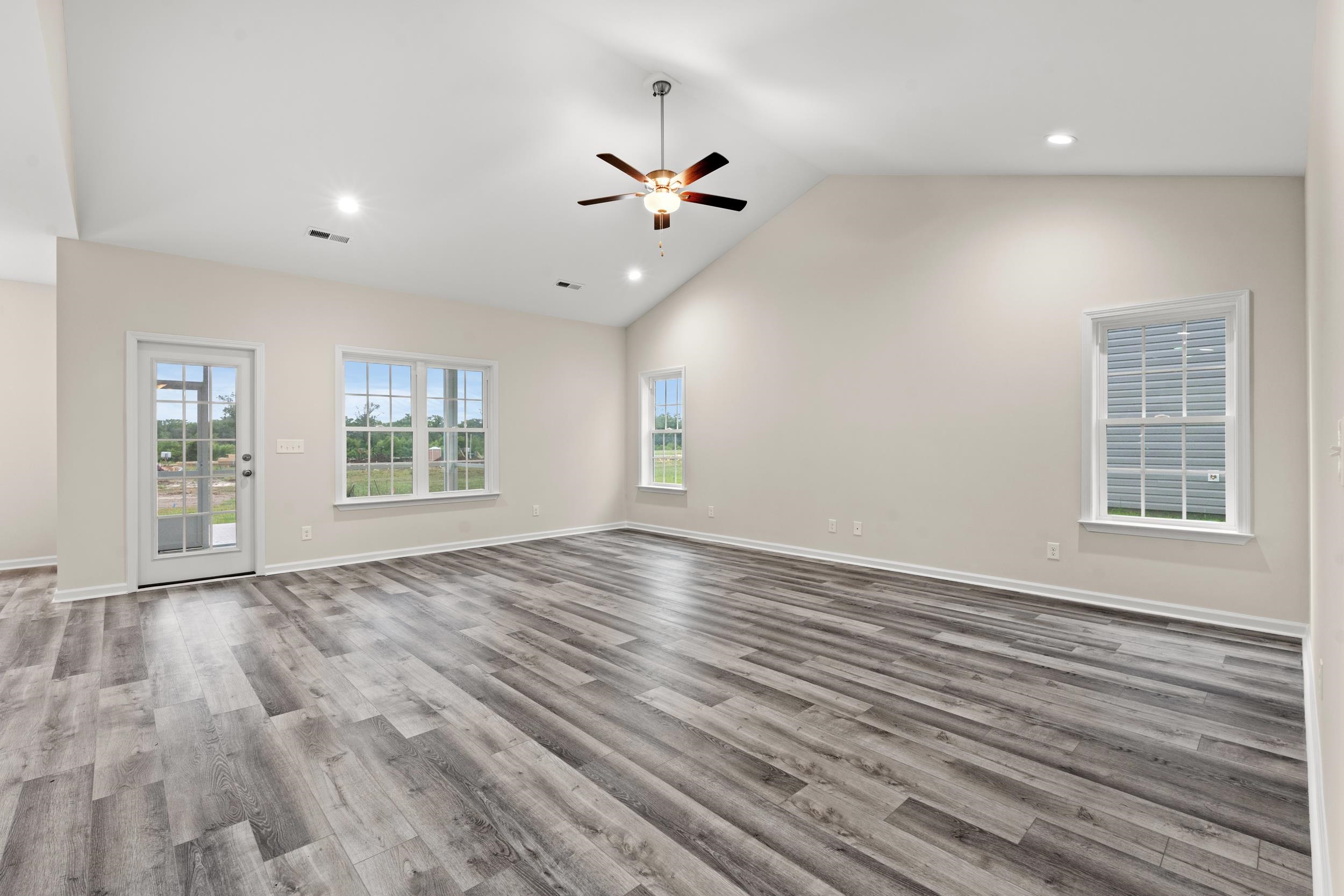 72 Cove Ln. Property Photo 2