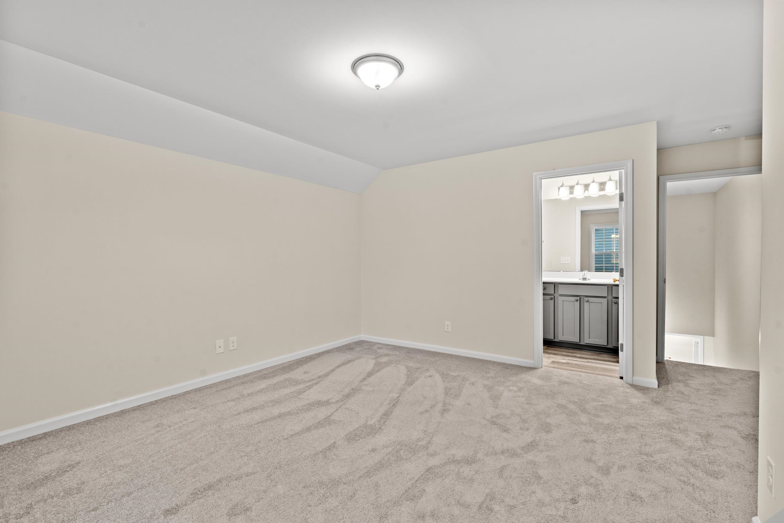 72 Cove Ln. Property Photo 20