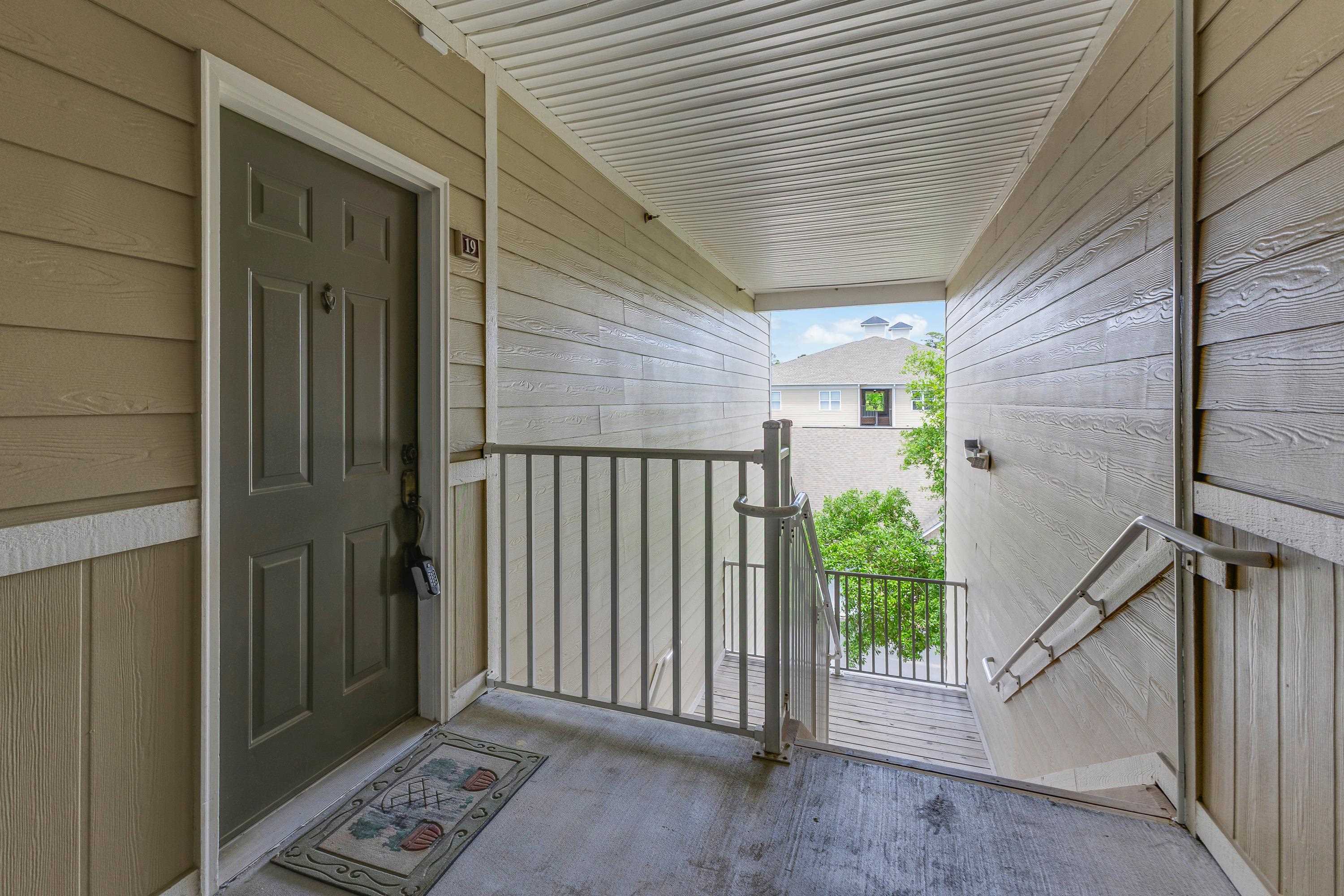 221 Woodlands Way Property Photo 5