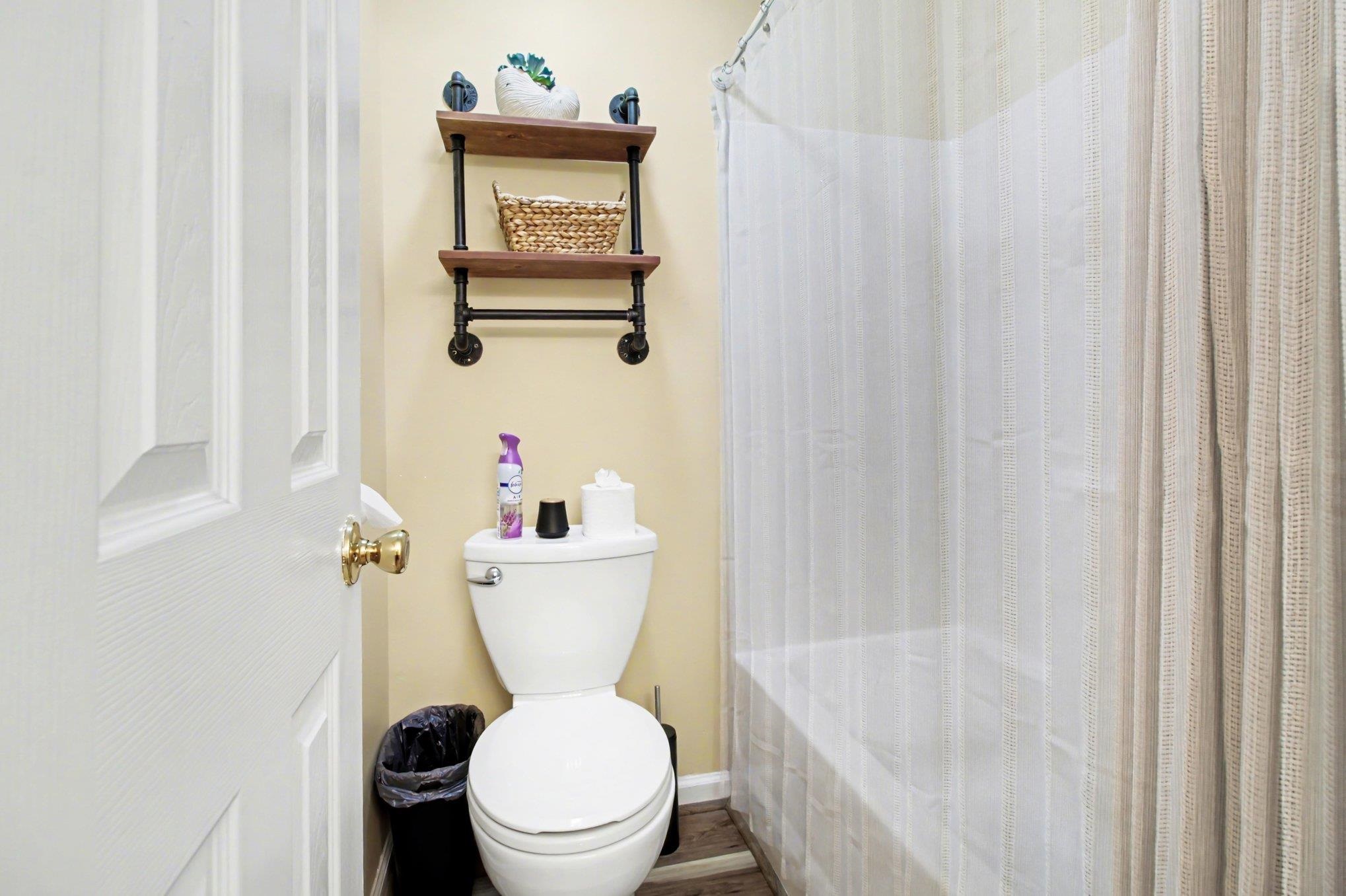 465 White River Dr. Property Photo 14