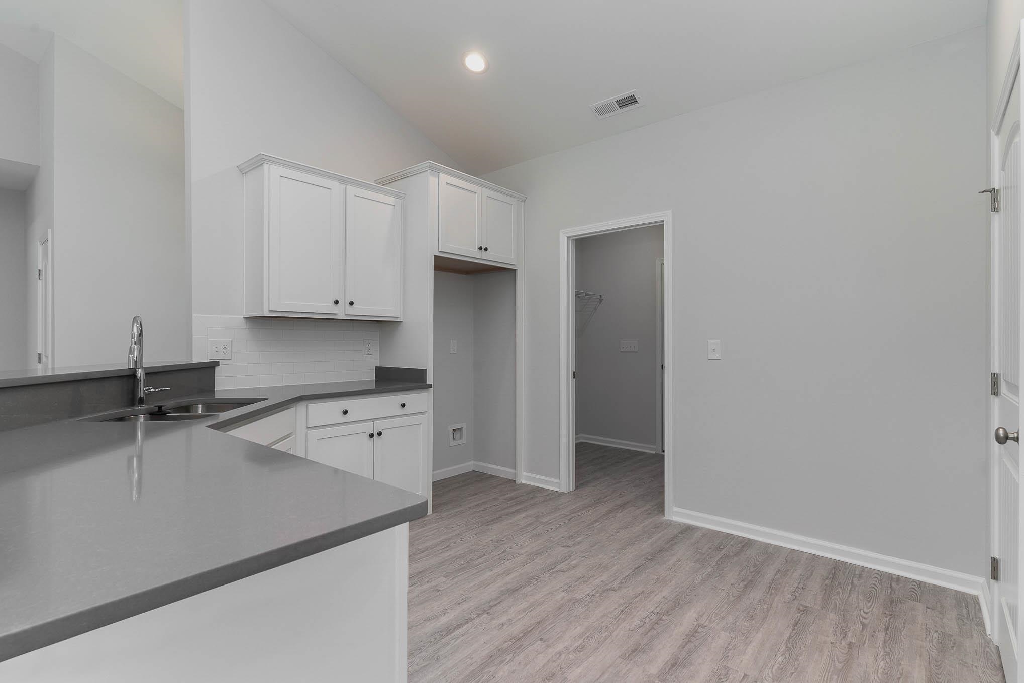 92 Cove Ln. Property Photo 5
