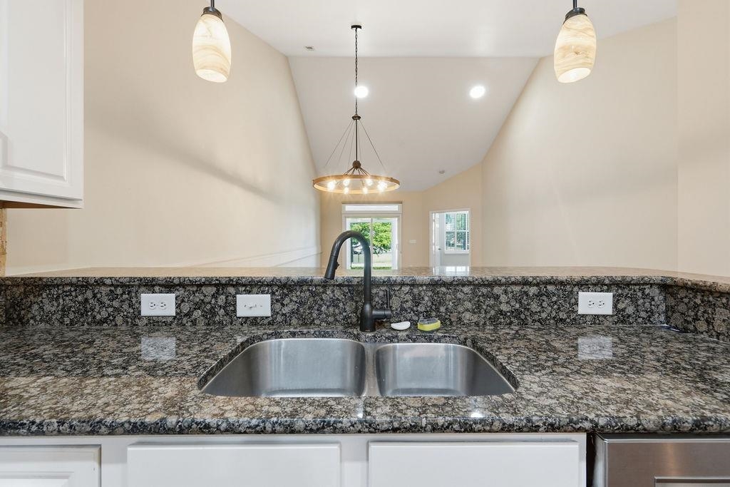 1606 Palmina Loop Property Photo 8