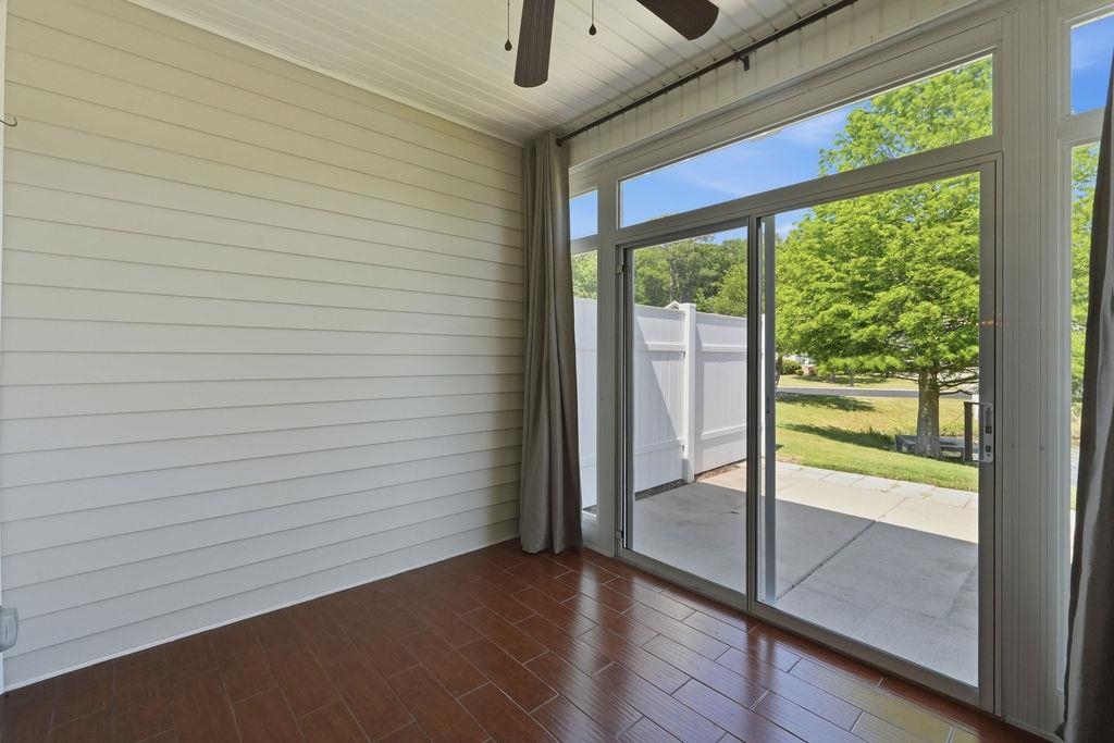 1606 Palmina Loop Property Photo 34