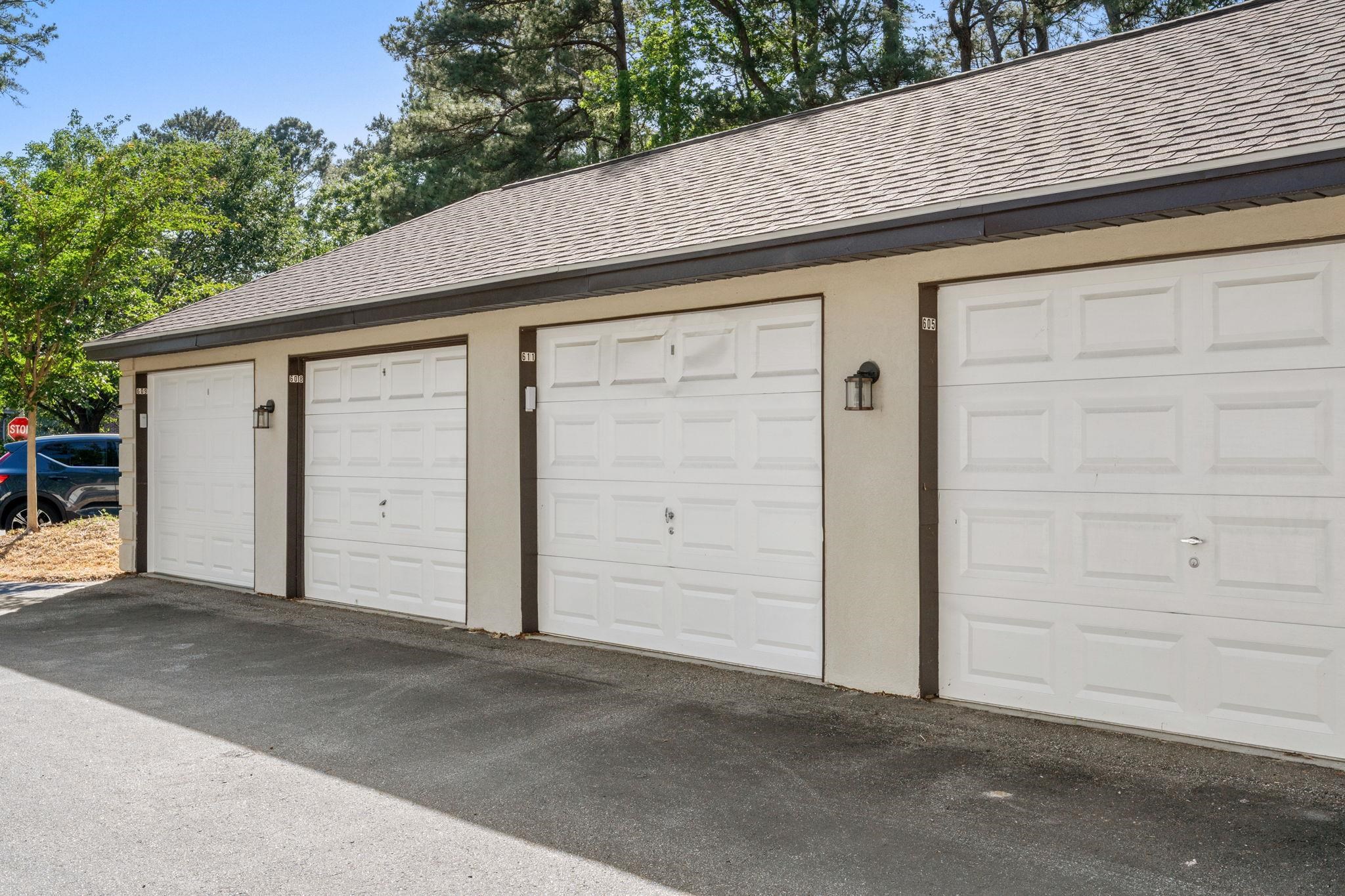 611 Pipers Ln. Property Photo 45