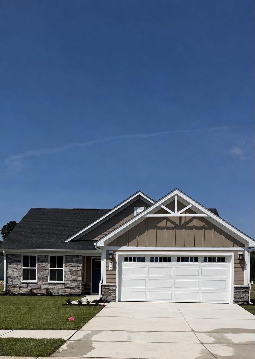 212 Copper Pointe Loop Property Photo 1