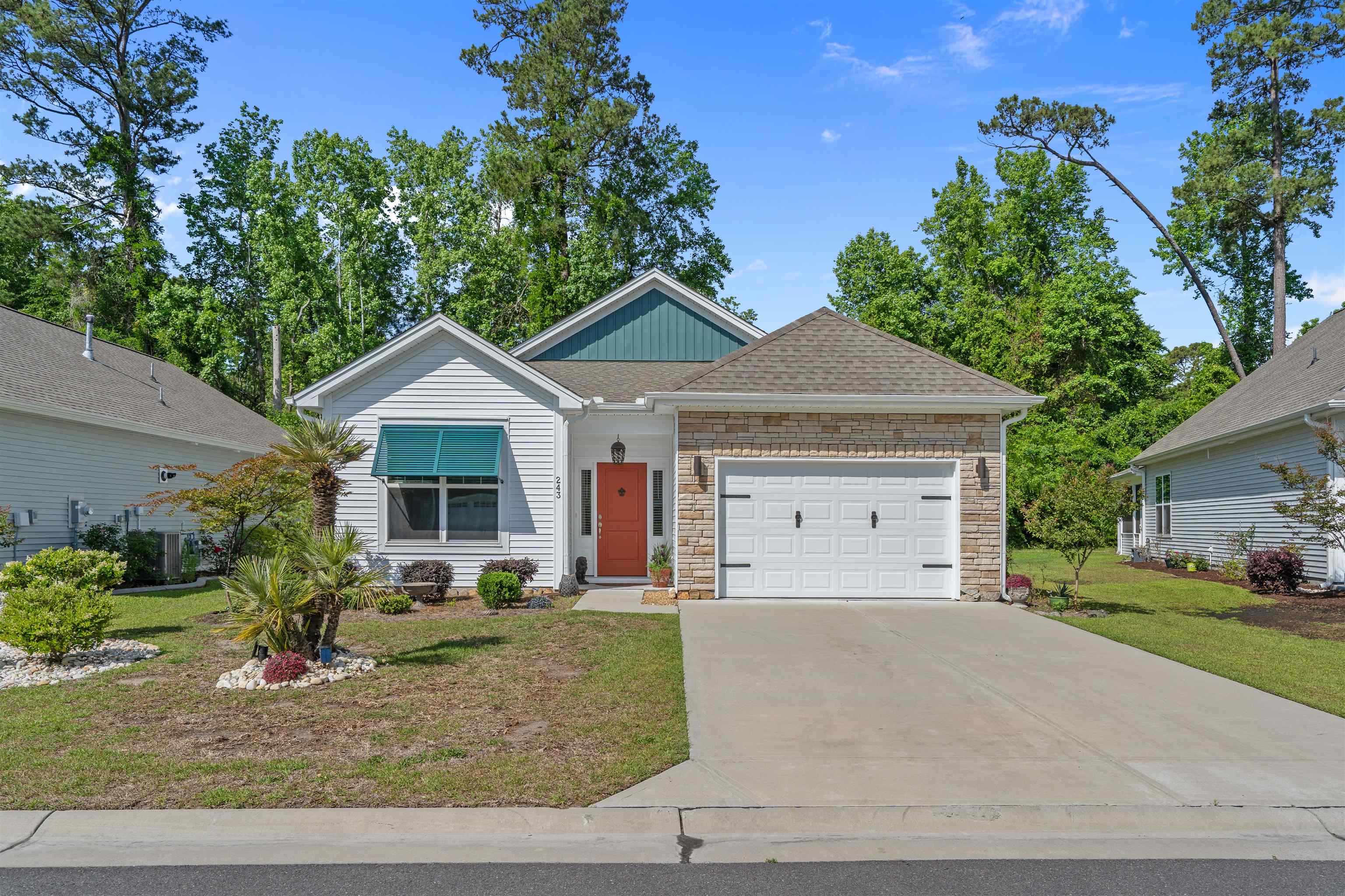 243 Sundew Loop Property Photo 1