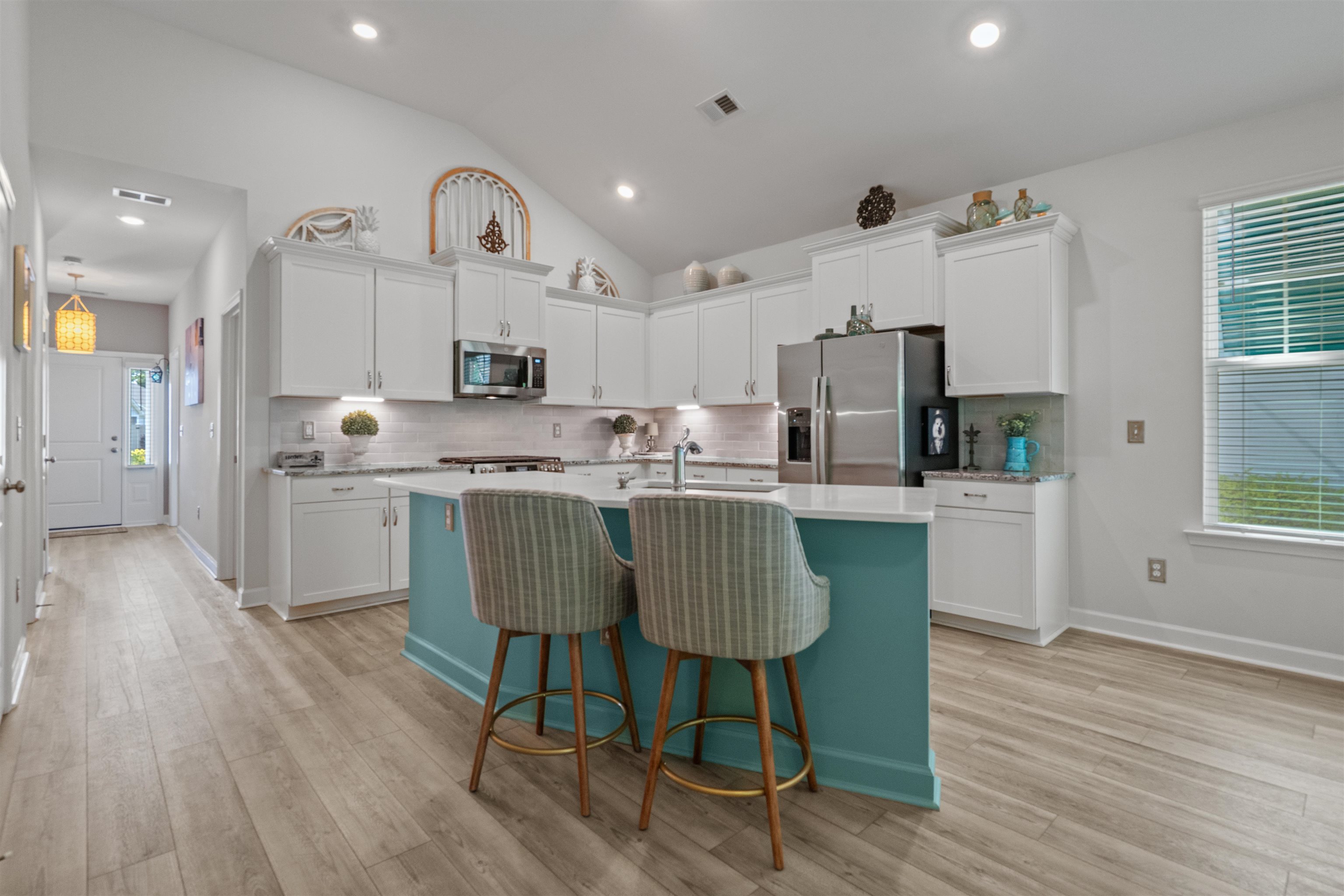 243 Sundew Loop Property Photo 16