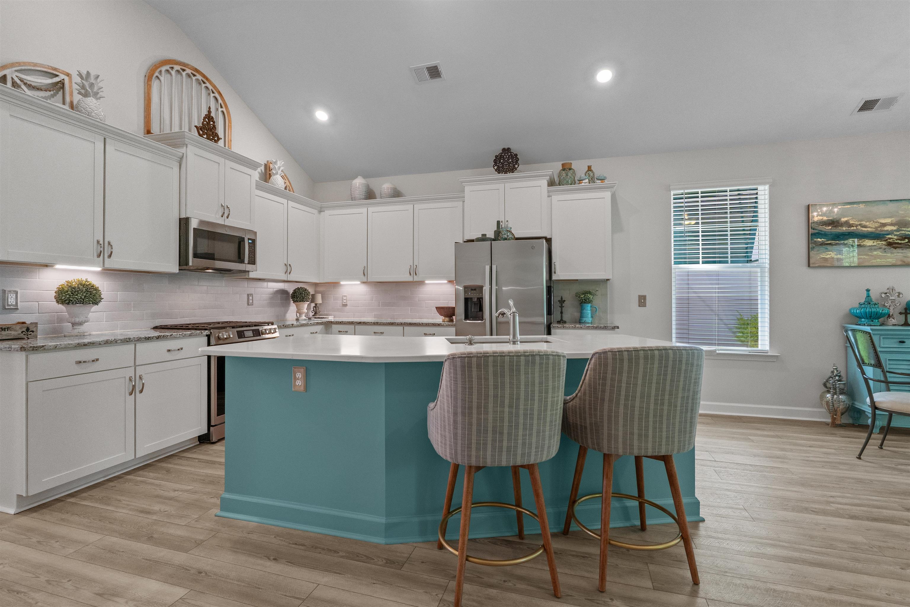 243 Sundew Loop Property Photo 17