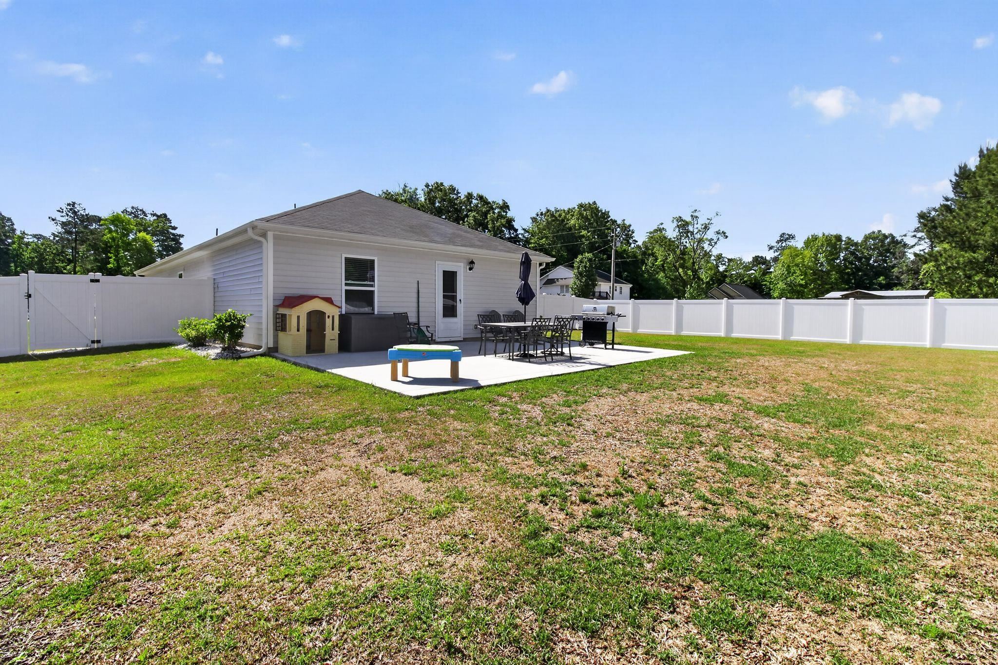 105 Brittmore Park Pl. Property Photo 4