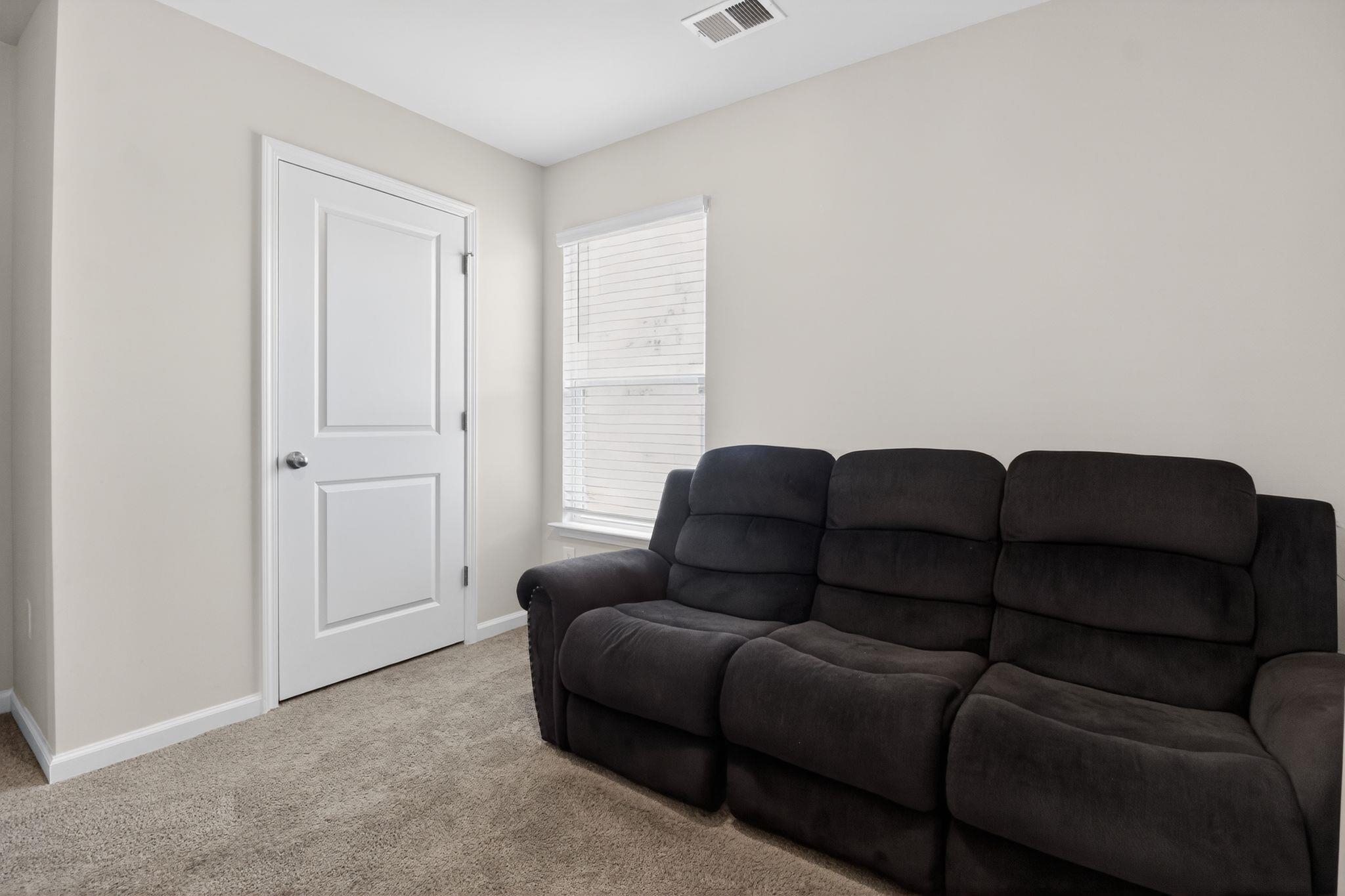 105 Brittmore Park Pl. Property Photo 5