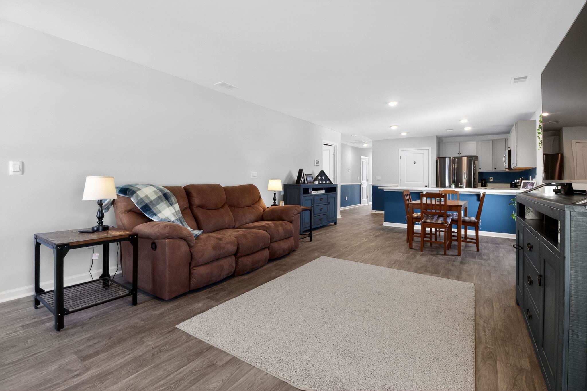 105 Brittmore Park Pl. Property Photo 12