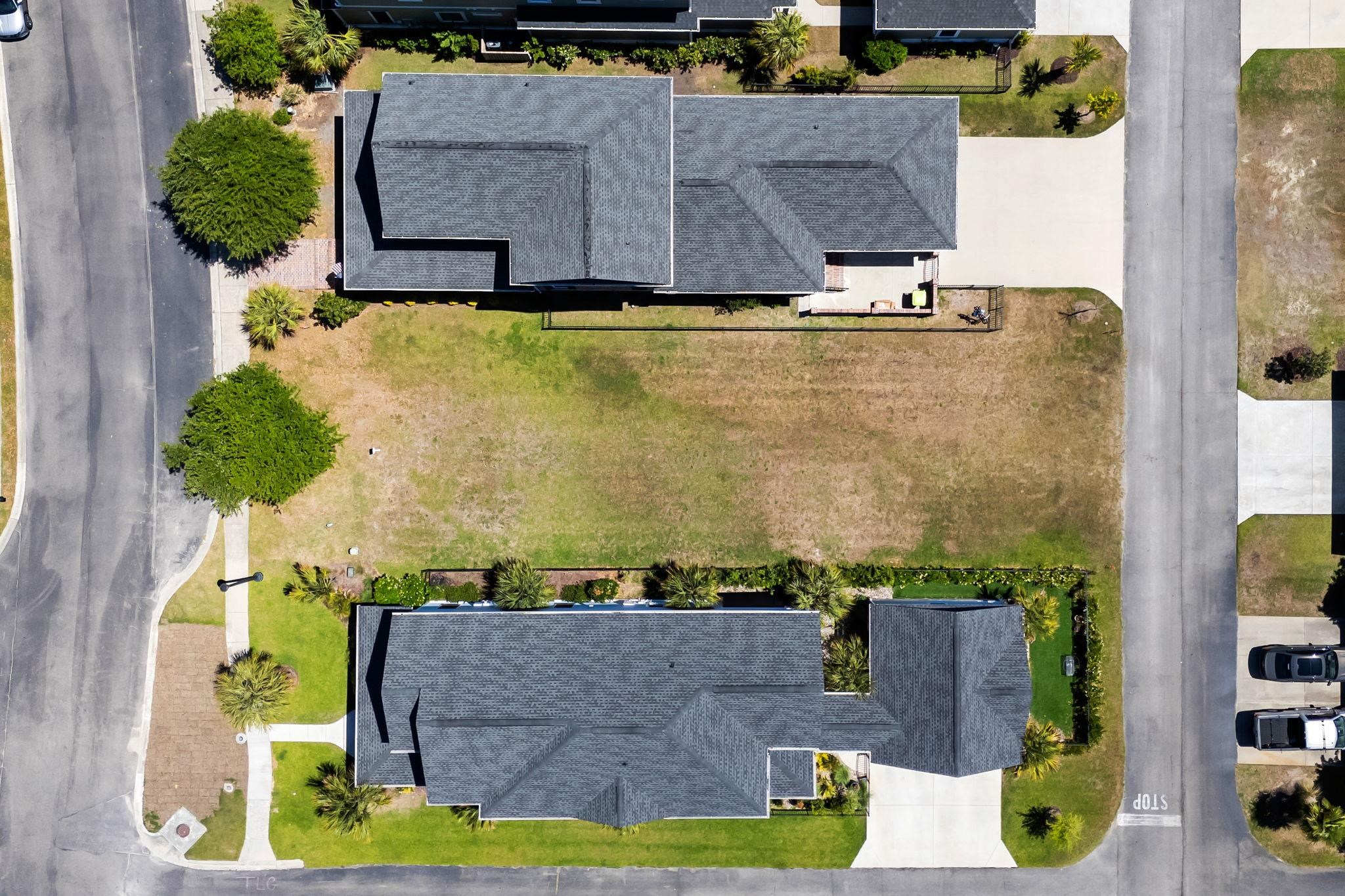 748 Crystal Water Way Property Photo 14