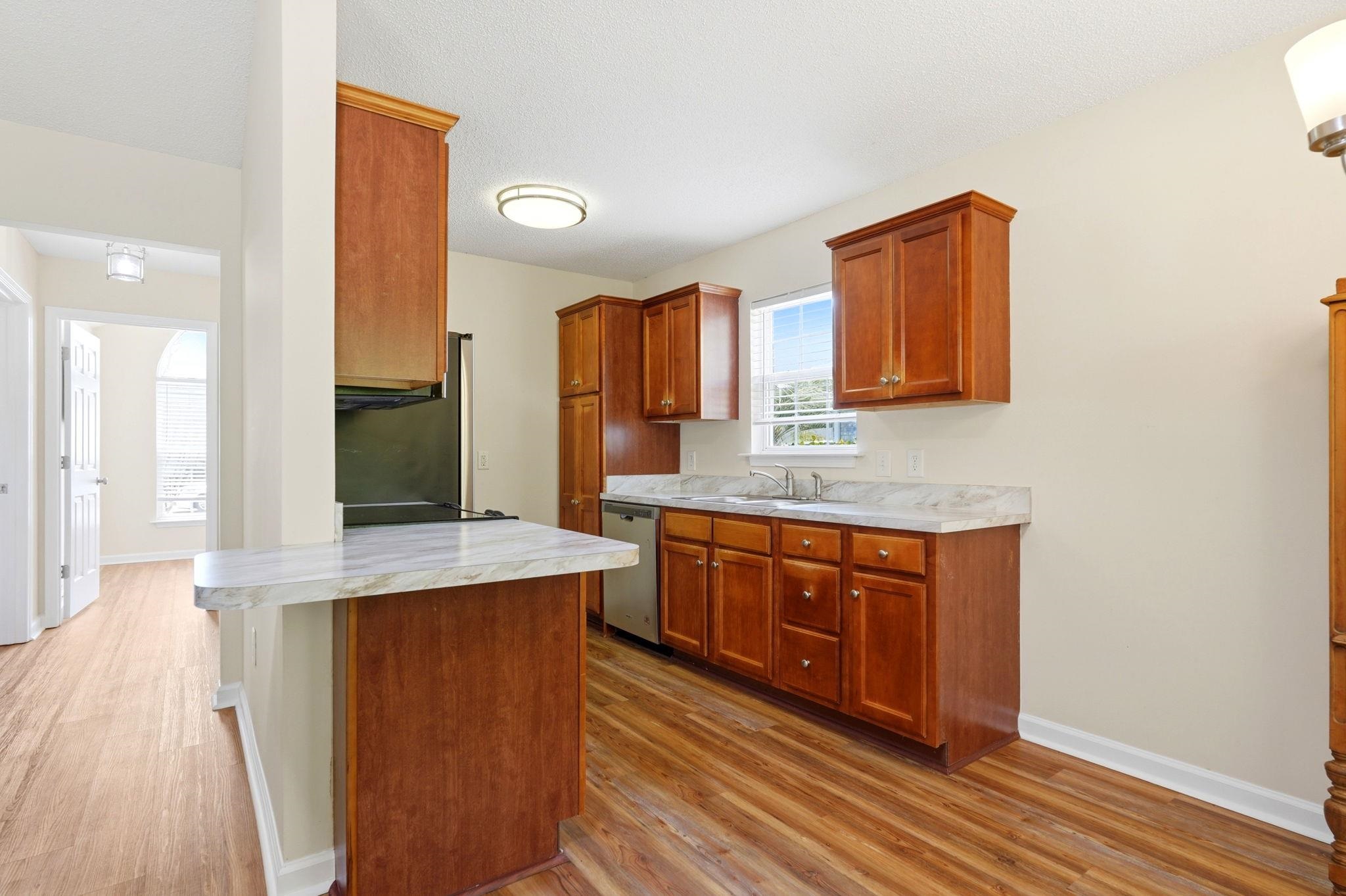 1648 Langley Dr. Property Photo 11