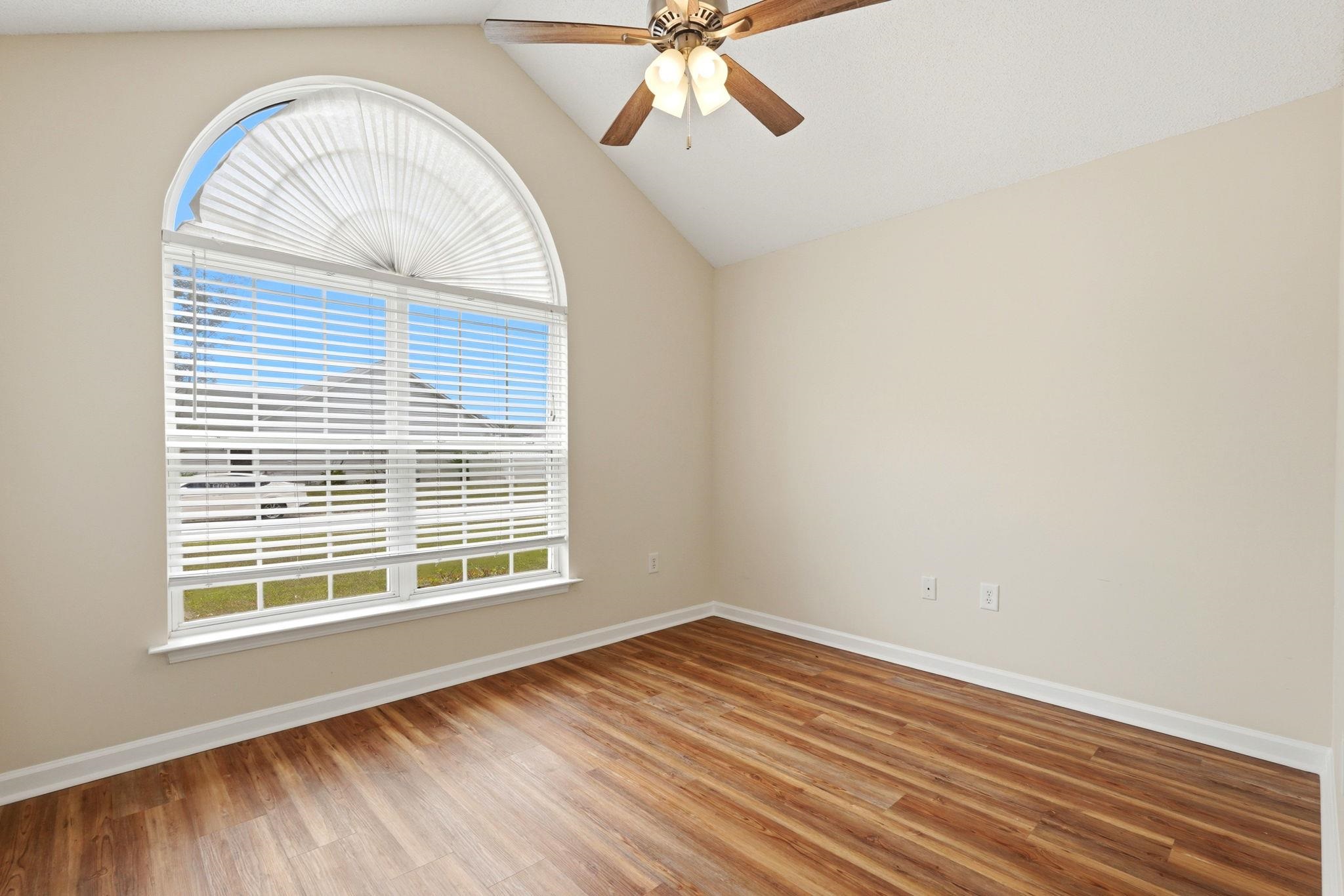1648 Langley Dr. Property Photo 19