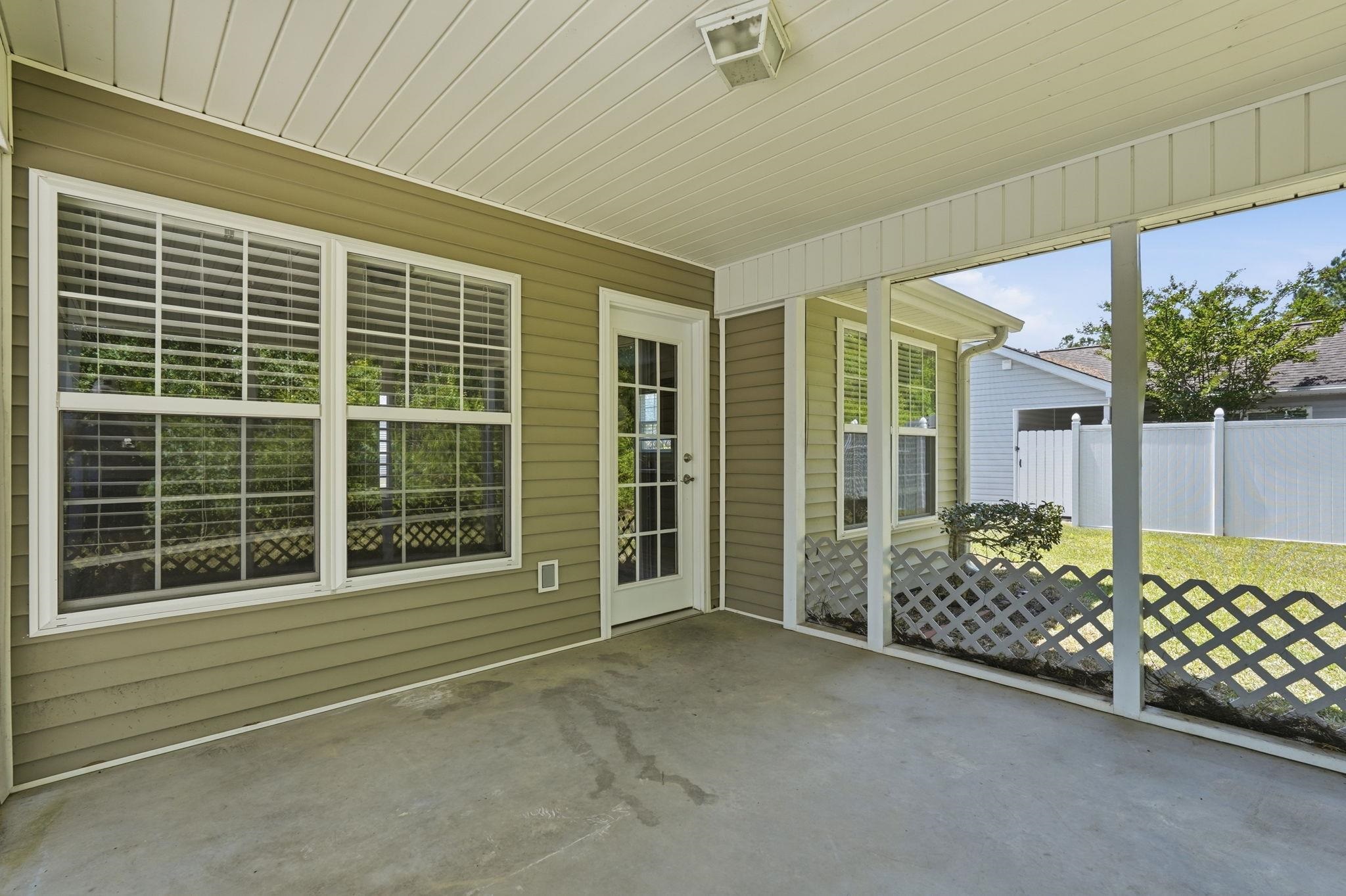 1648 Langley Dr. Property Photo 27