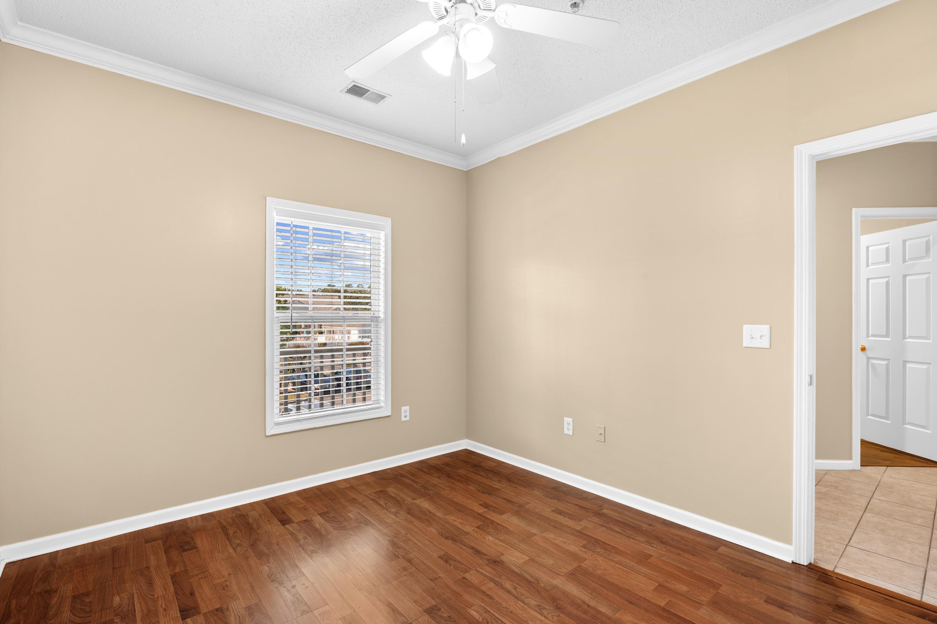 5840 Longwood Dr. Property Photo 36