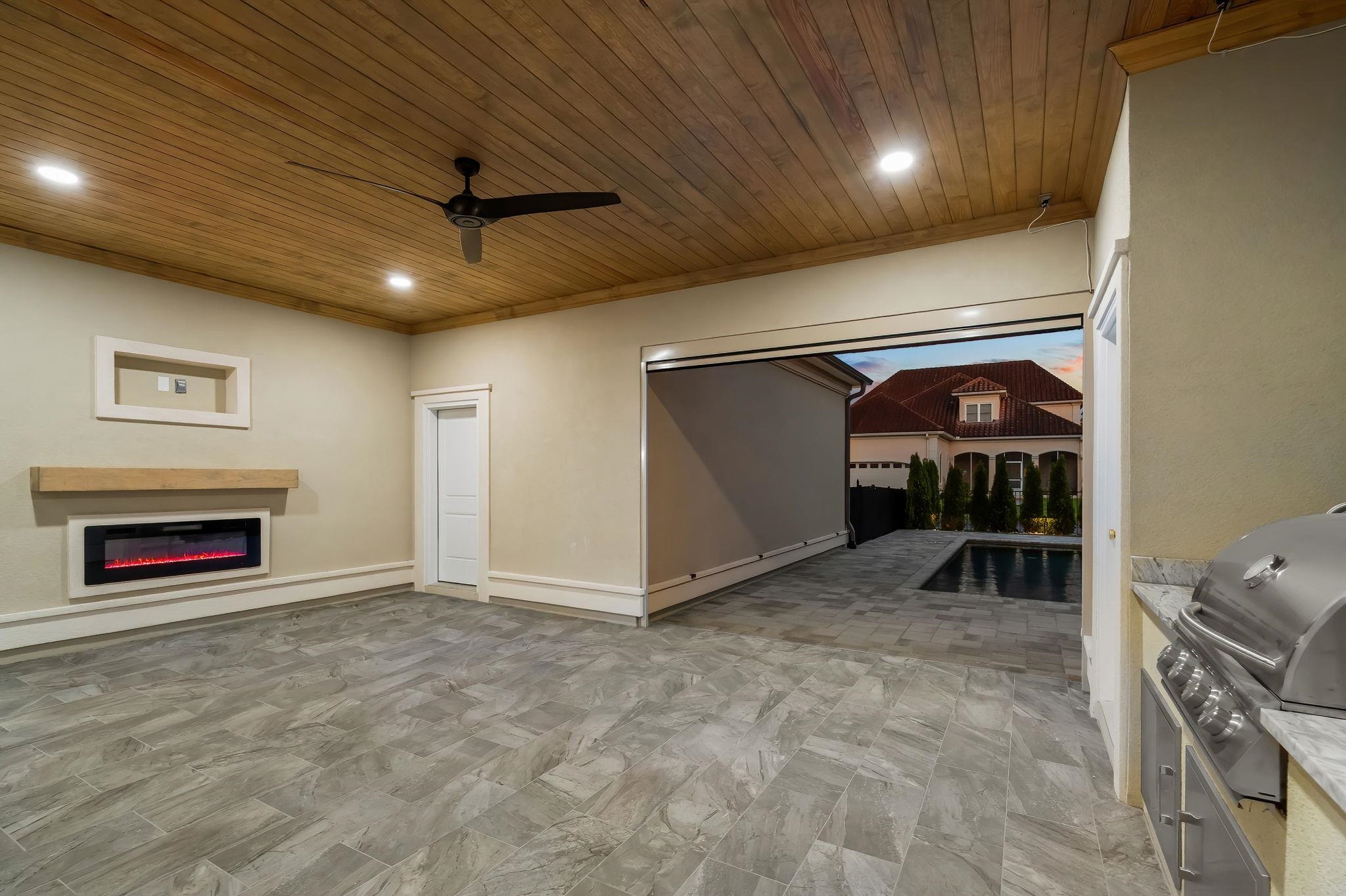 825 Bluffview Dr. Property Photo 33