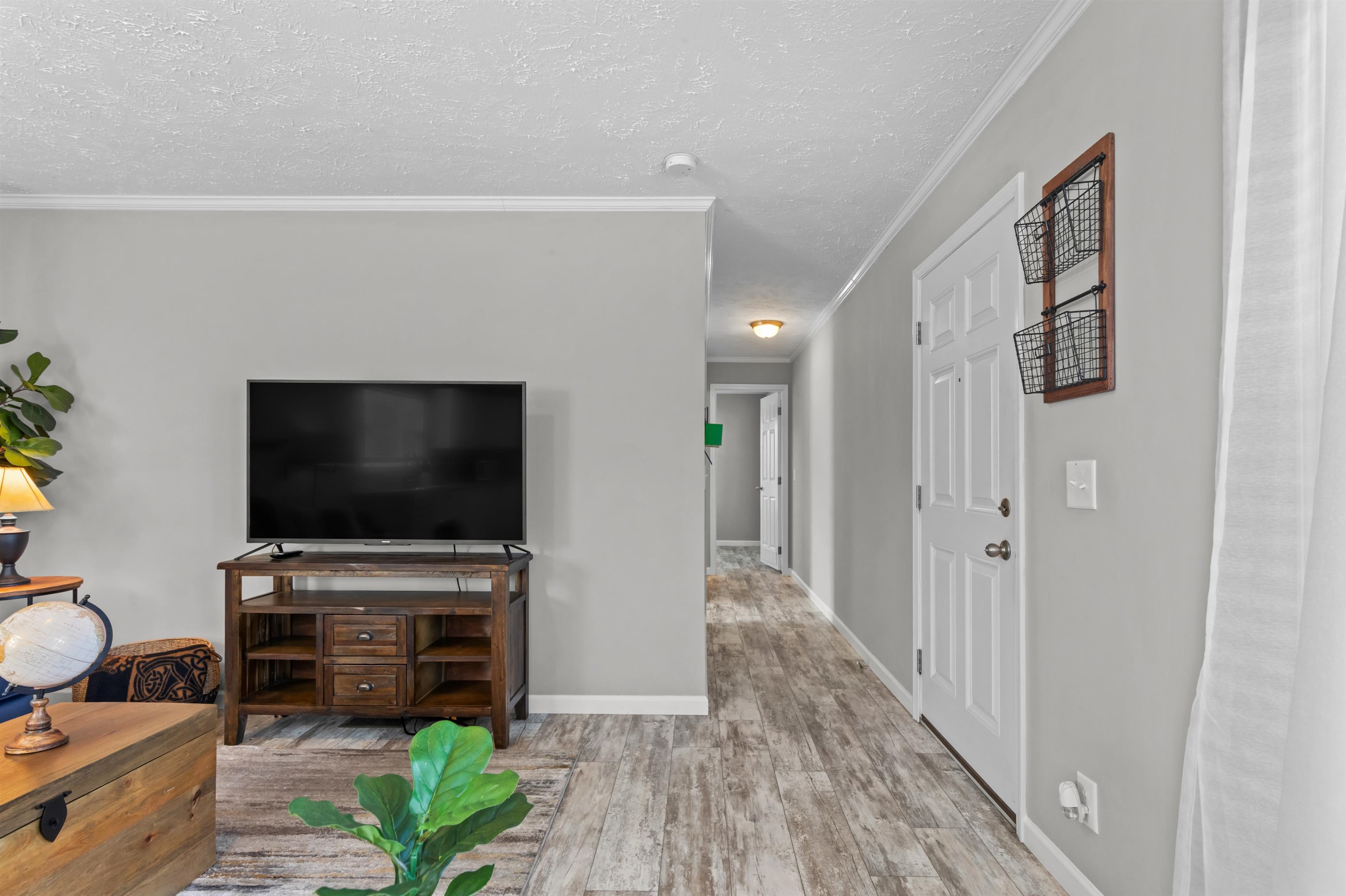 108 Shetland Woods Dr. Property Photo 8