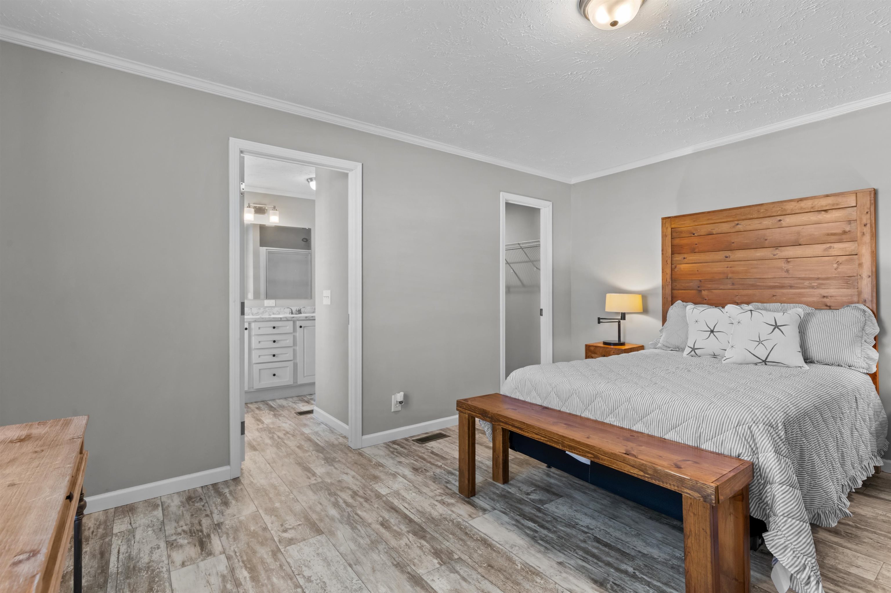 108 Shetland Woods Dr. Property Photo 18