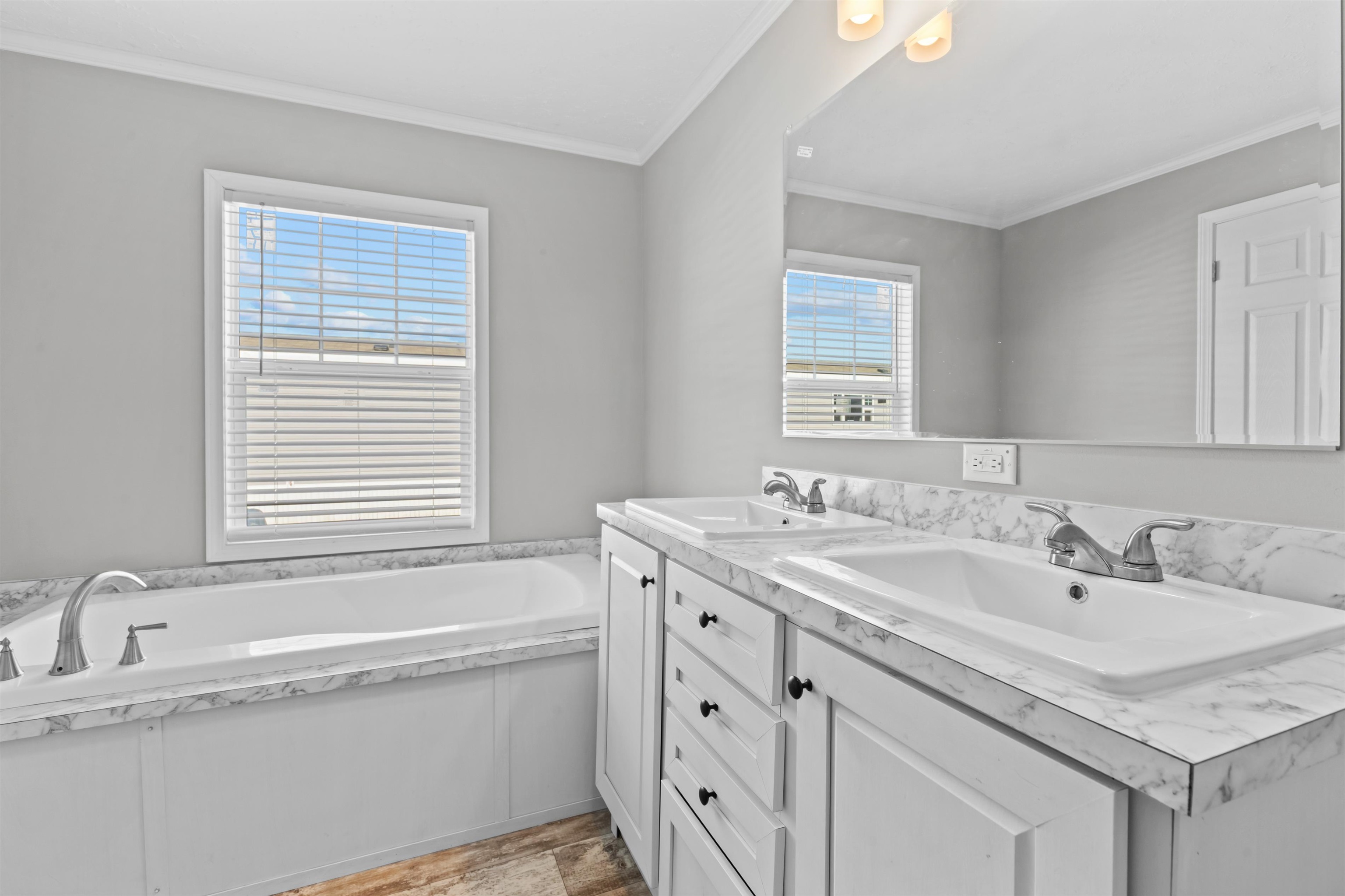 108 Shetland Woods Dr. Property Photo 24