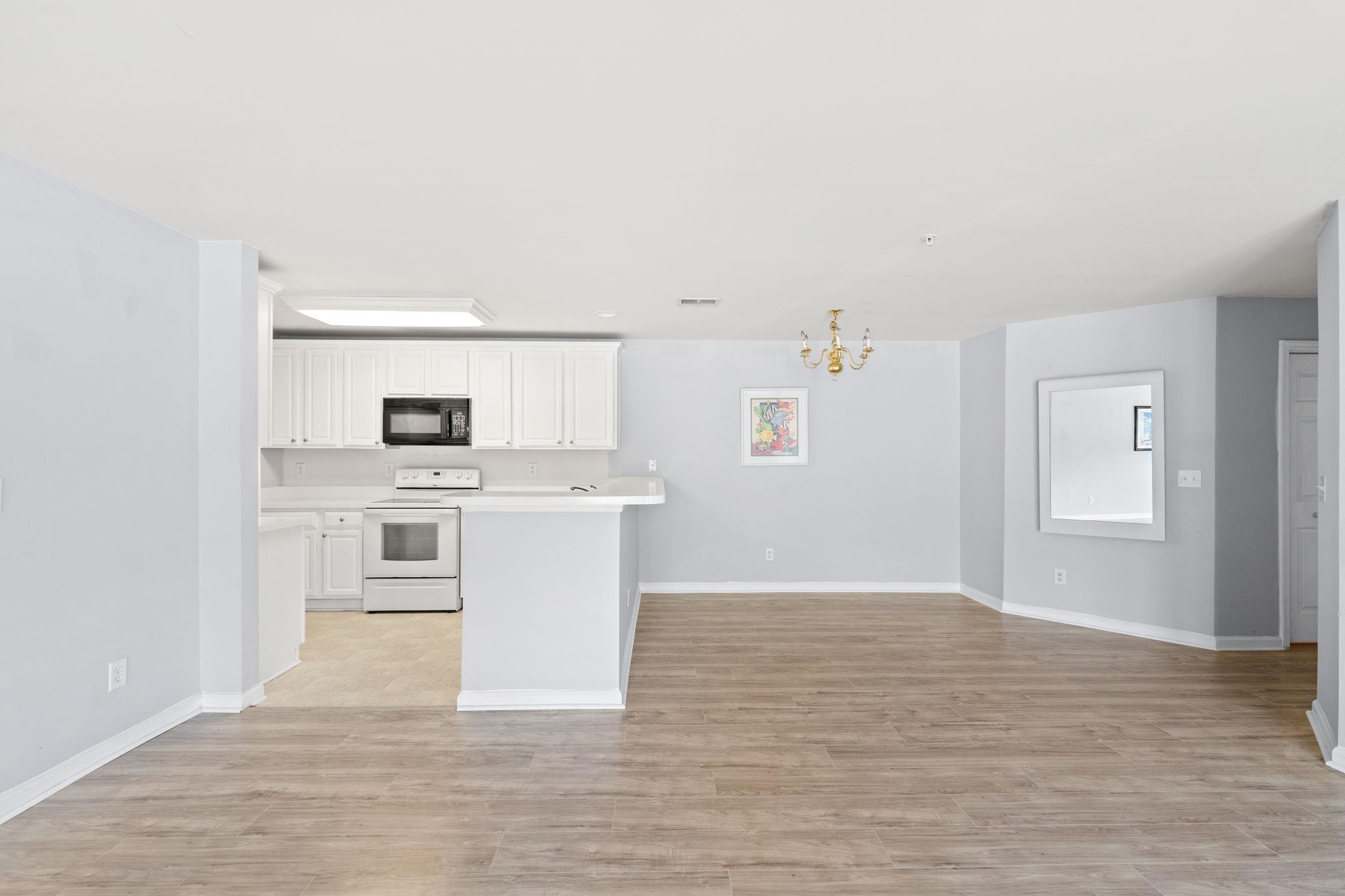 120 Veranda Way Property Photo 8