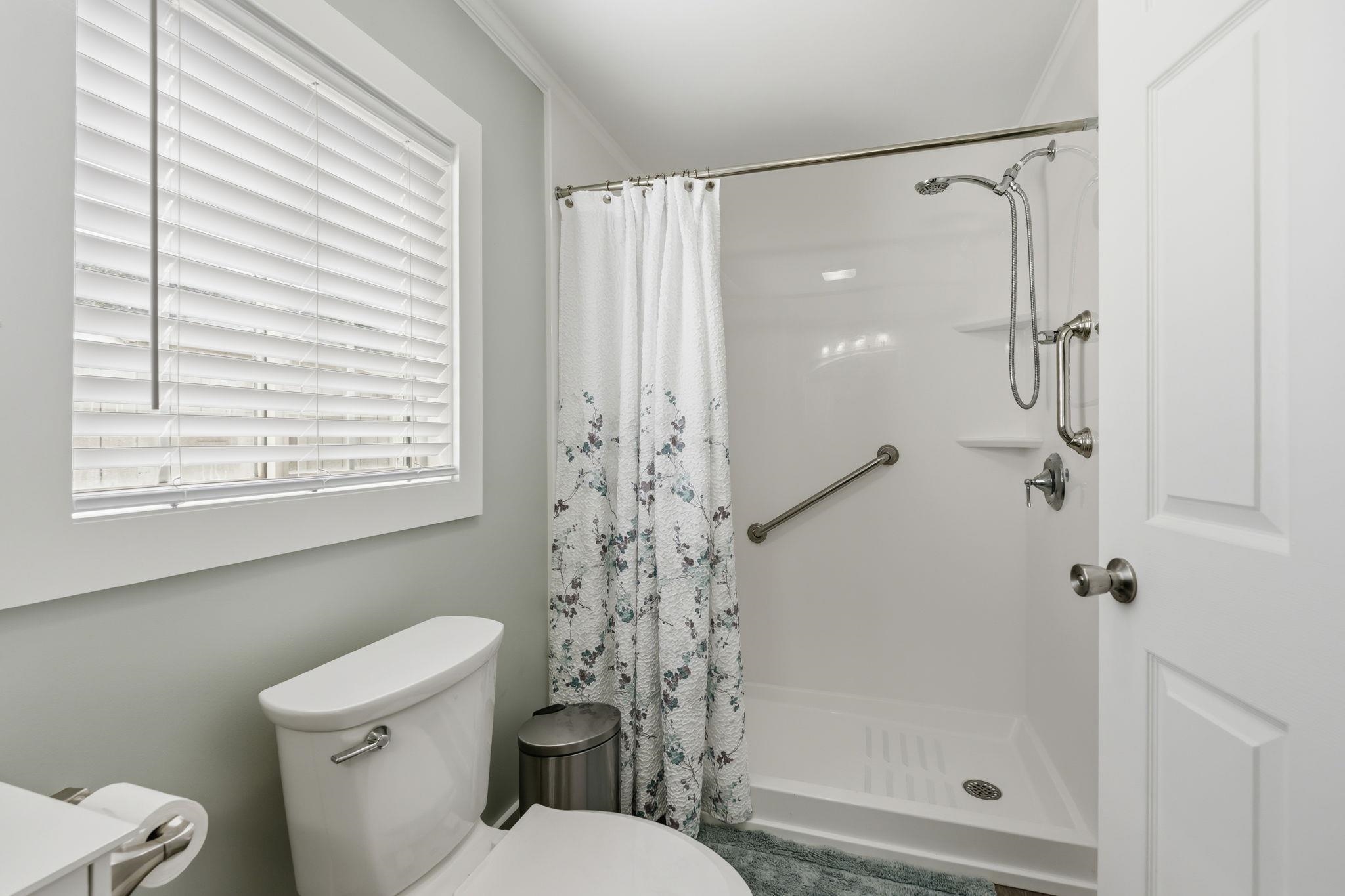 124 Queens Rd. Property Photo 22
