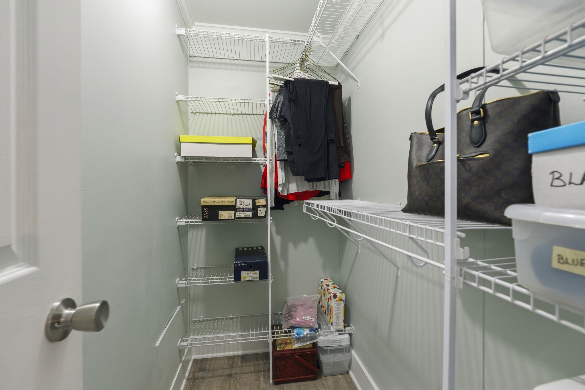 124 Queens Rd. Property Photo 24