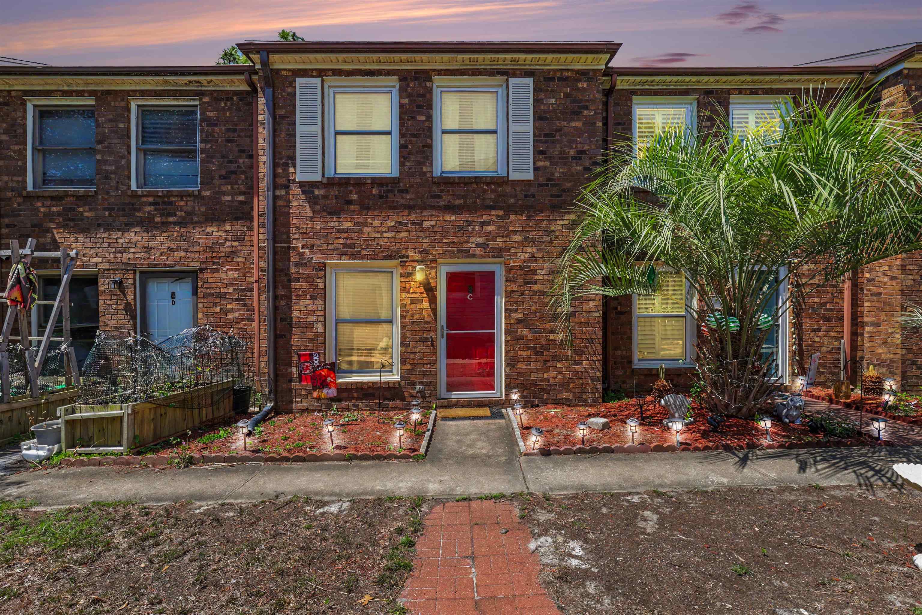 1707 Edge Dr. Property Photo 1