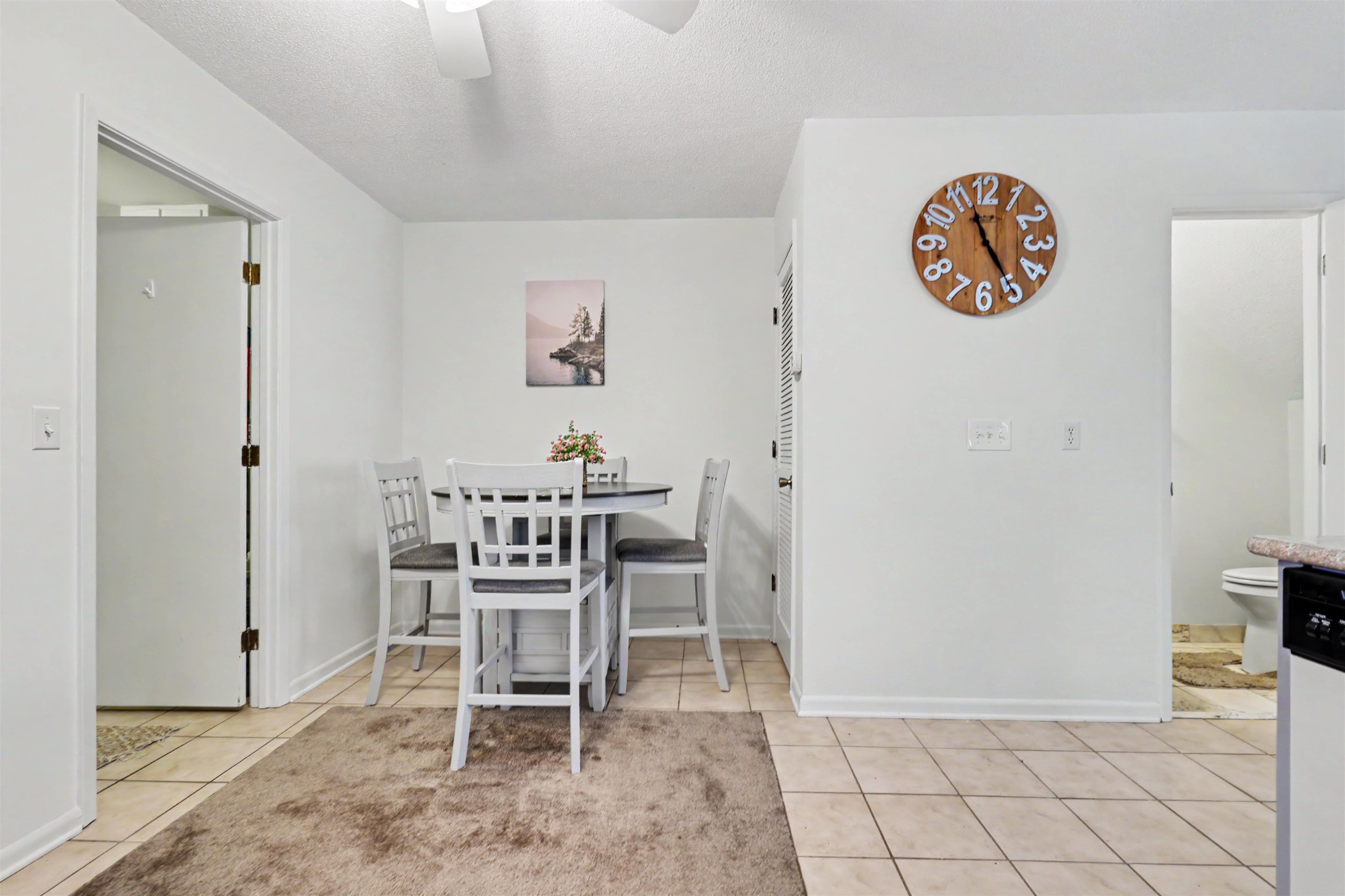 1707 Edge Dr. Property Photo 9