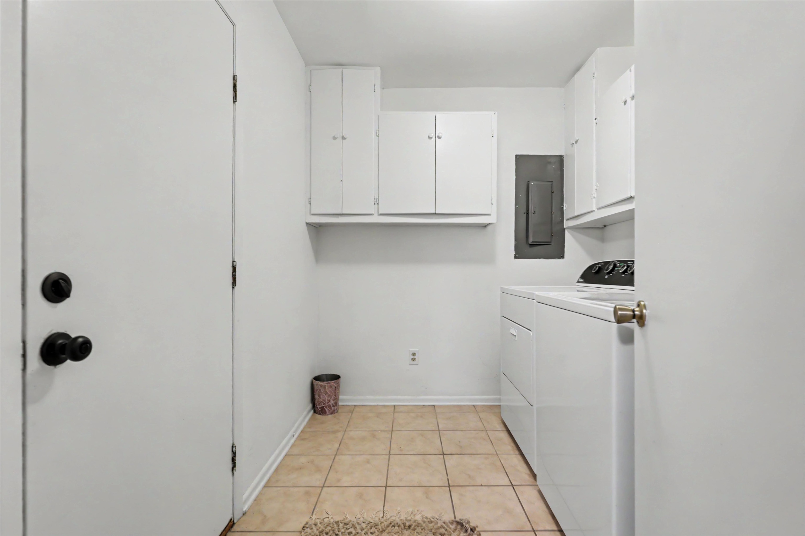 1707 Edge Dr. Property Photo 11