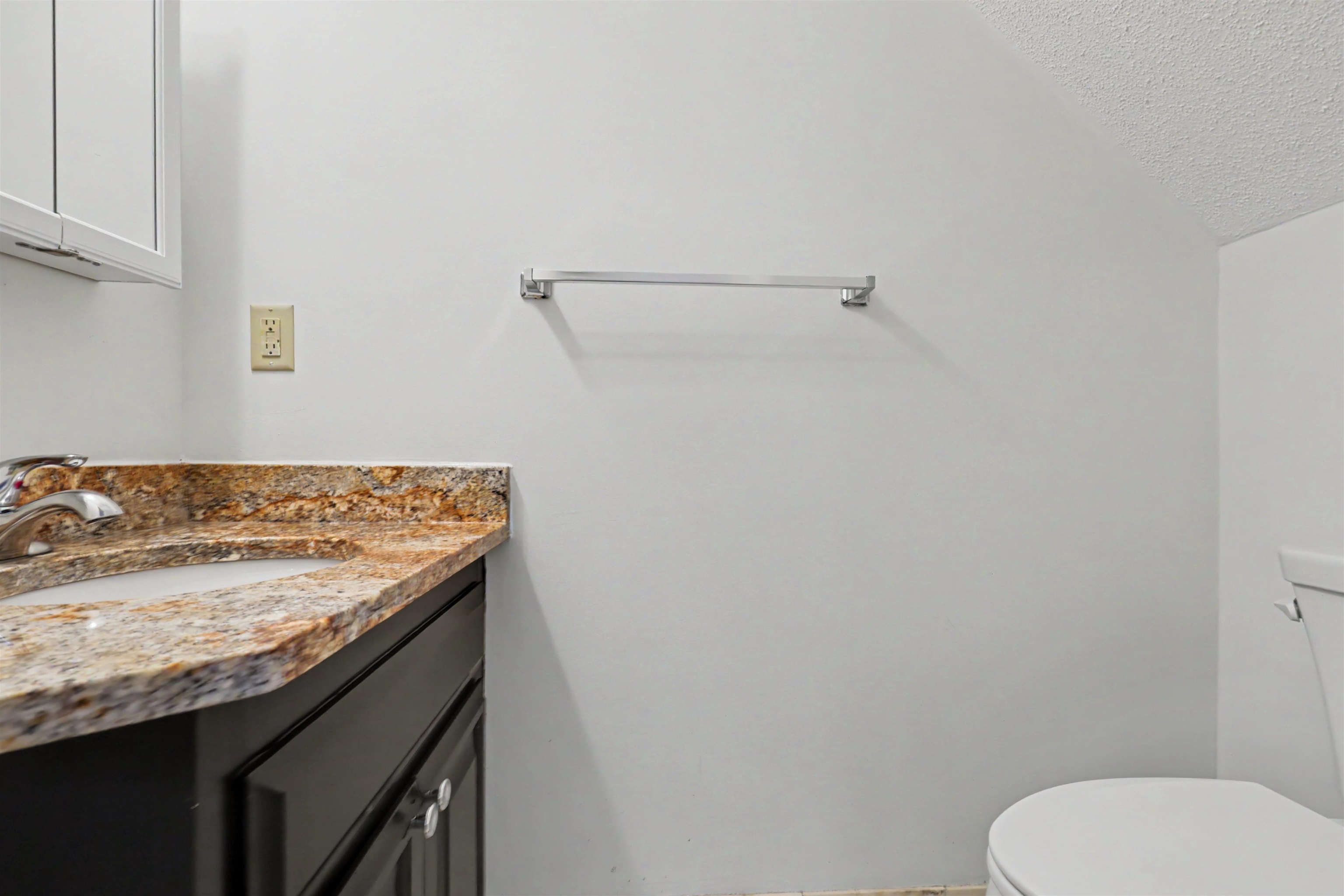 1707 Edge Dr. Property Photo 14