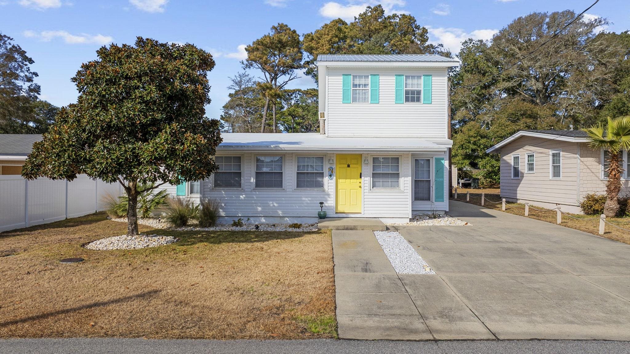 2306 Holly Dr. Property Photo 1