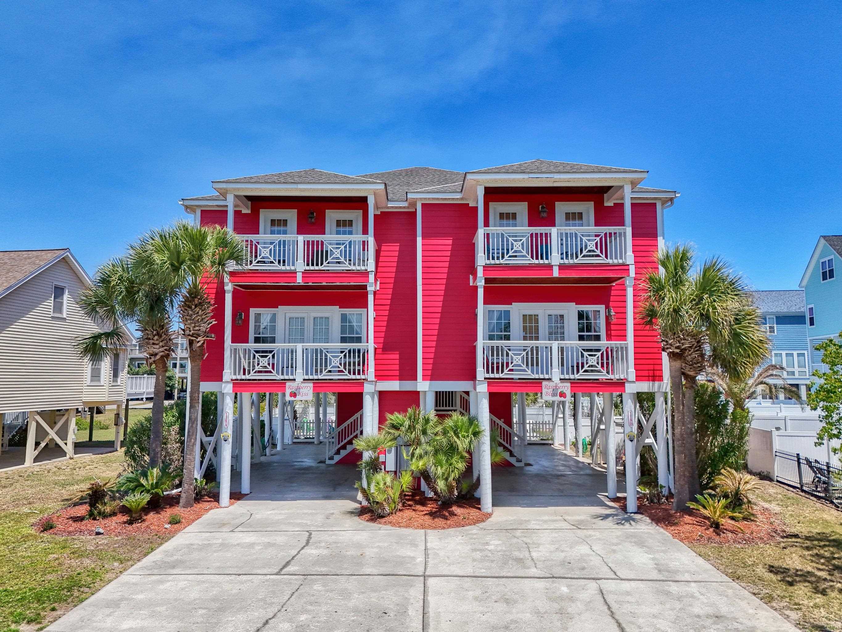 118 Seabreeze Dr. Property Photo 1