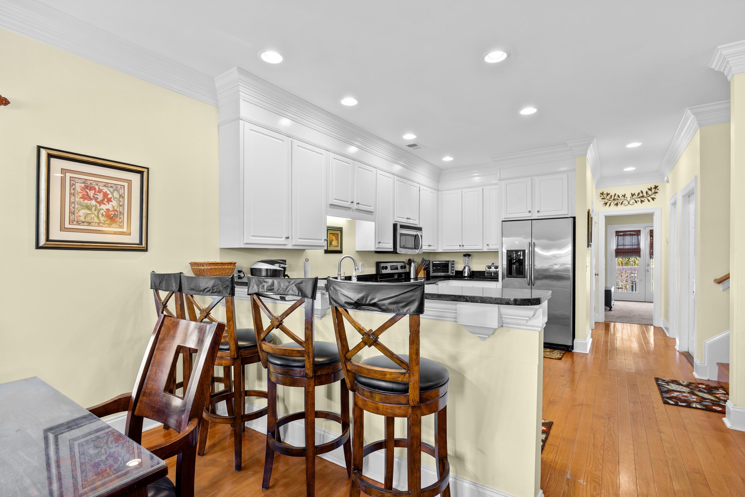 118 Seabreeze Dr. Property Photo 13