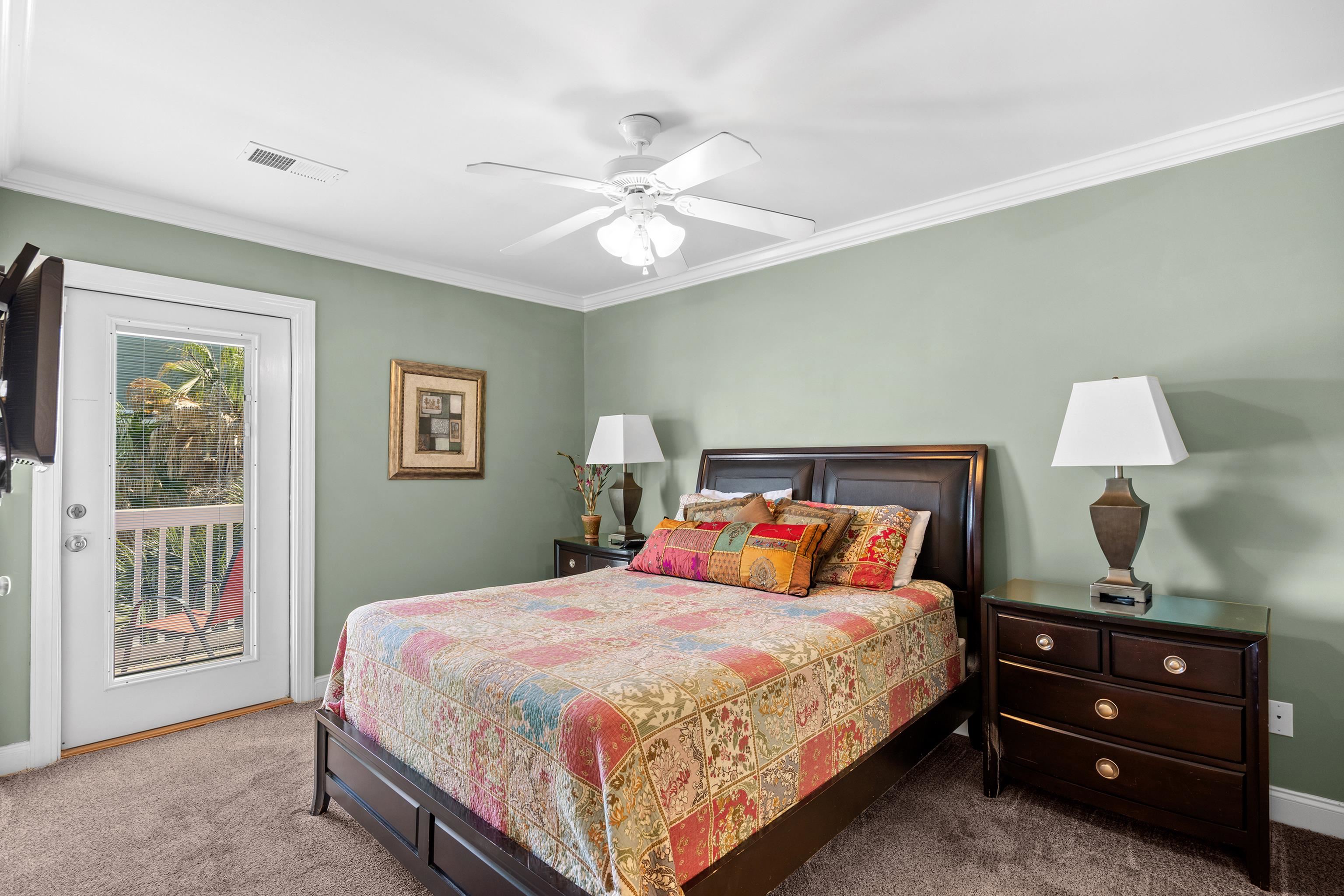 118 Seabreeze Dr. Property Photo 17