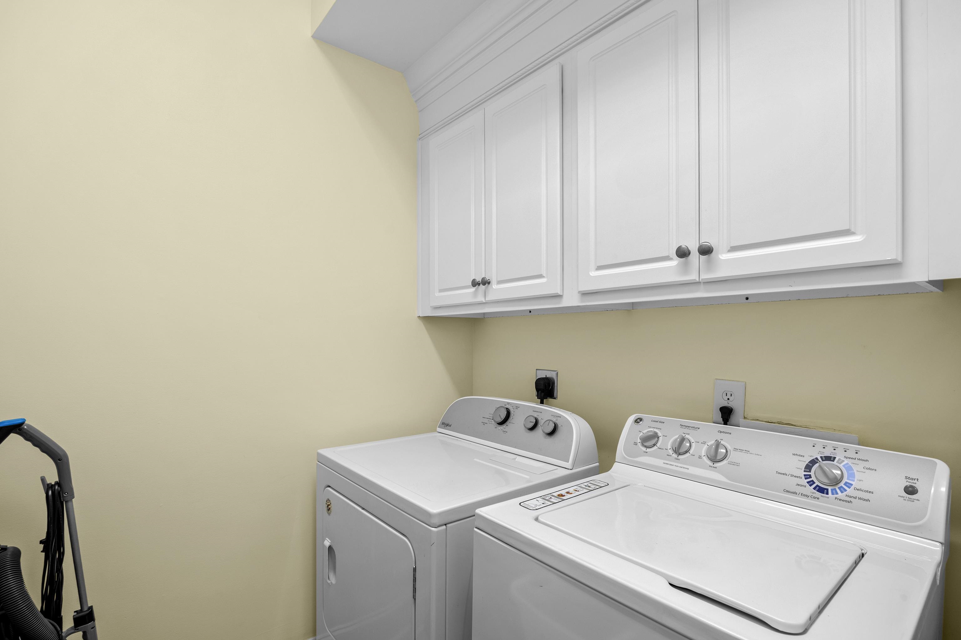 118 Seabreeze Dr. Property Photo 24