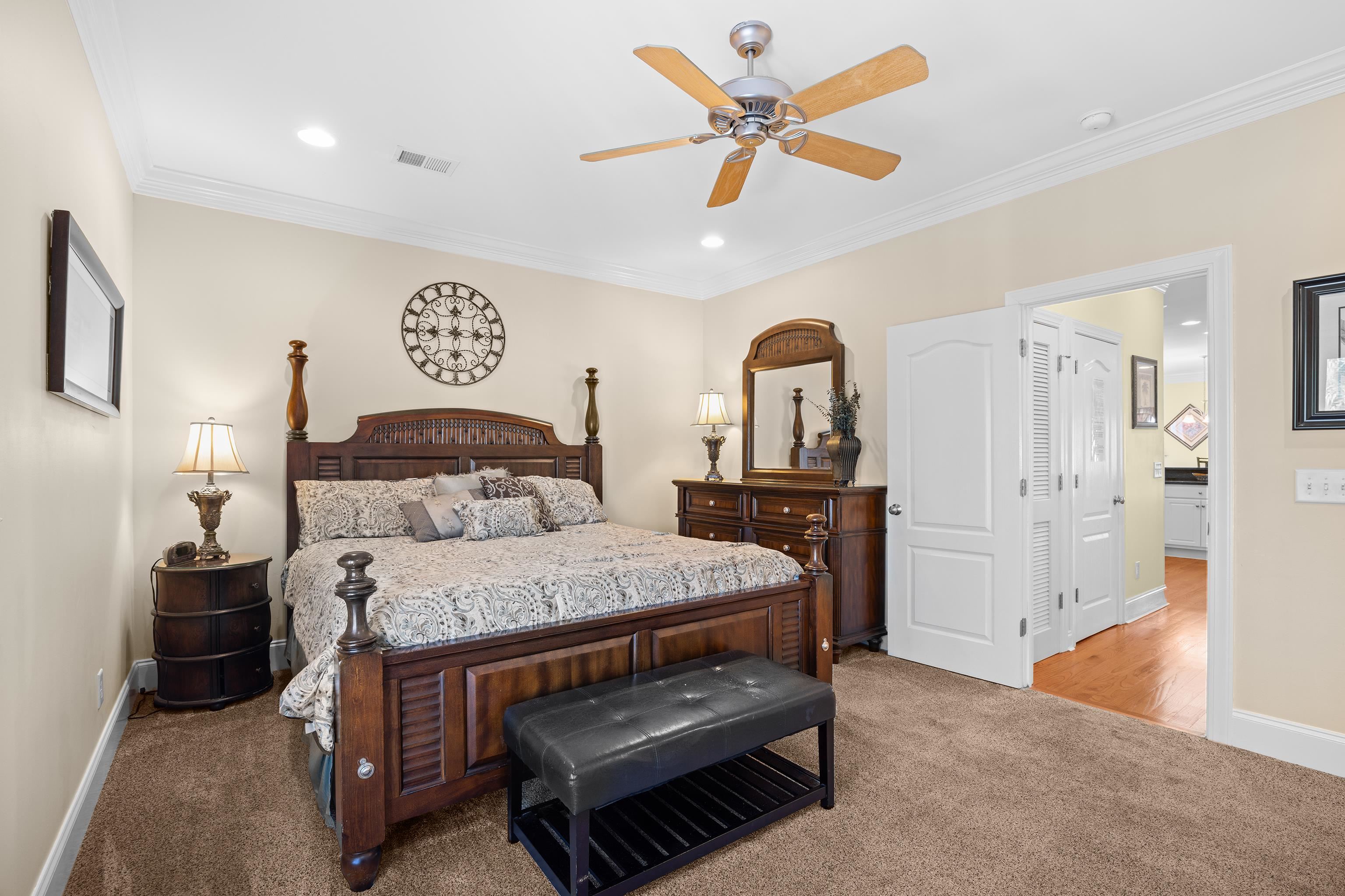 118 Seabreeze Dr. Property Photo 43