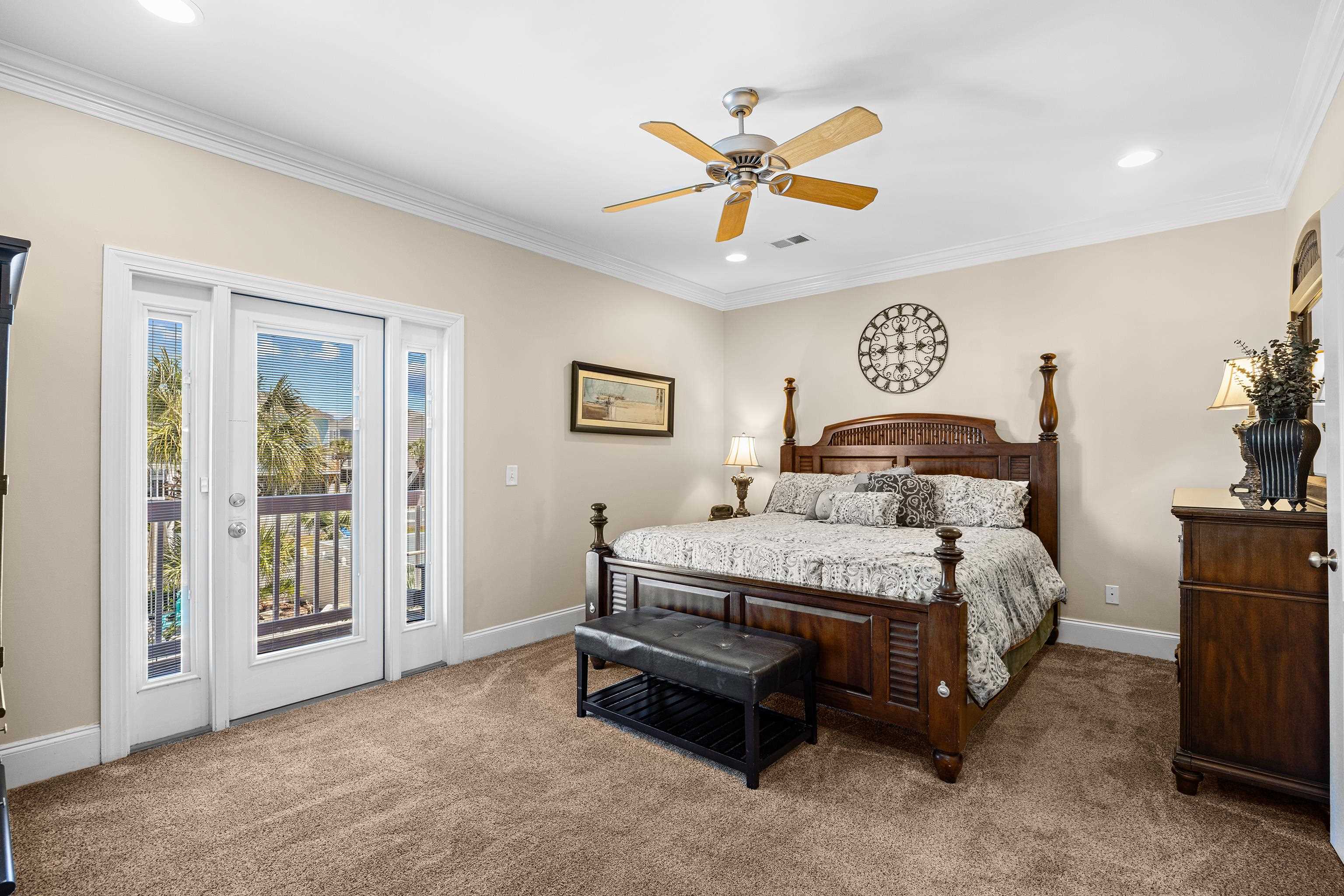 118 Seabreeze Dr. Property Photo 44